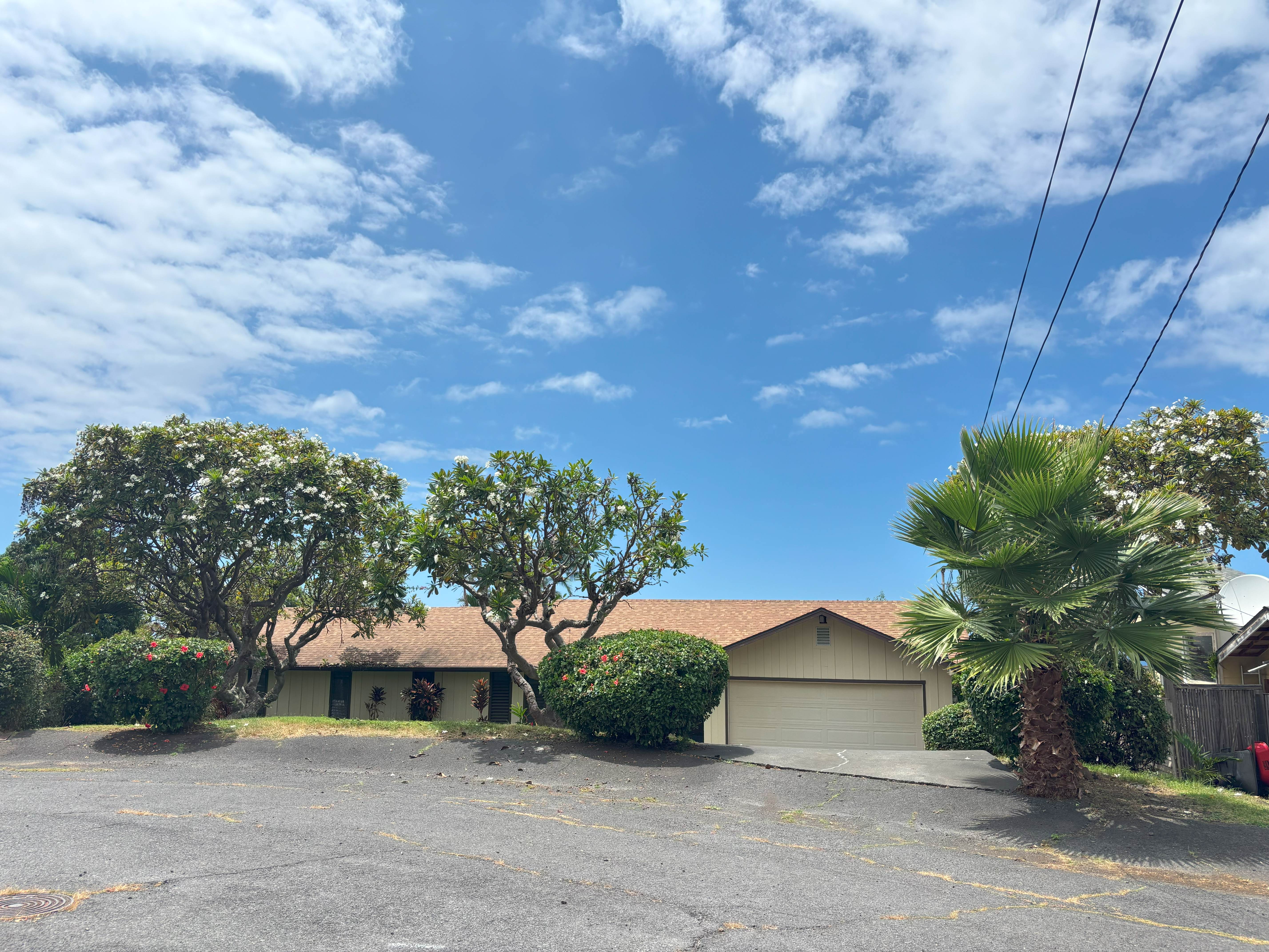 75-5812 NALUKAI PL