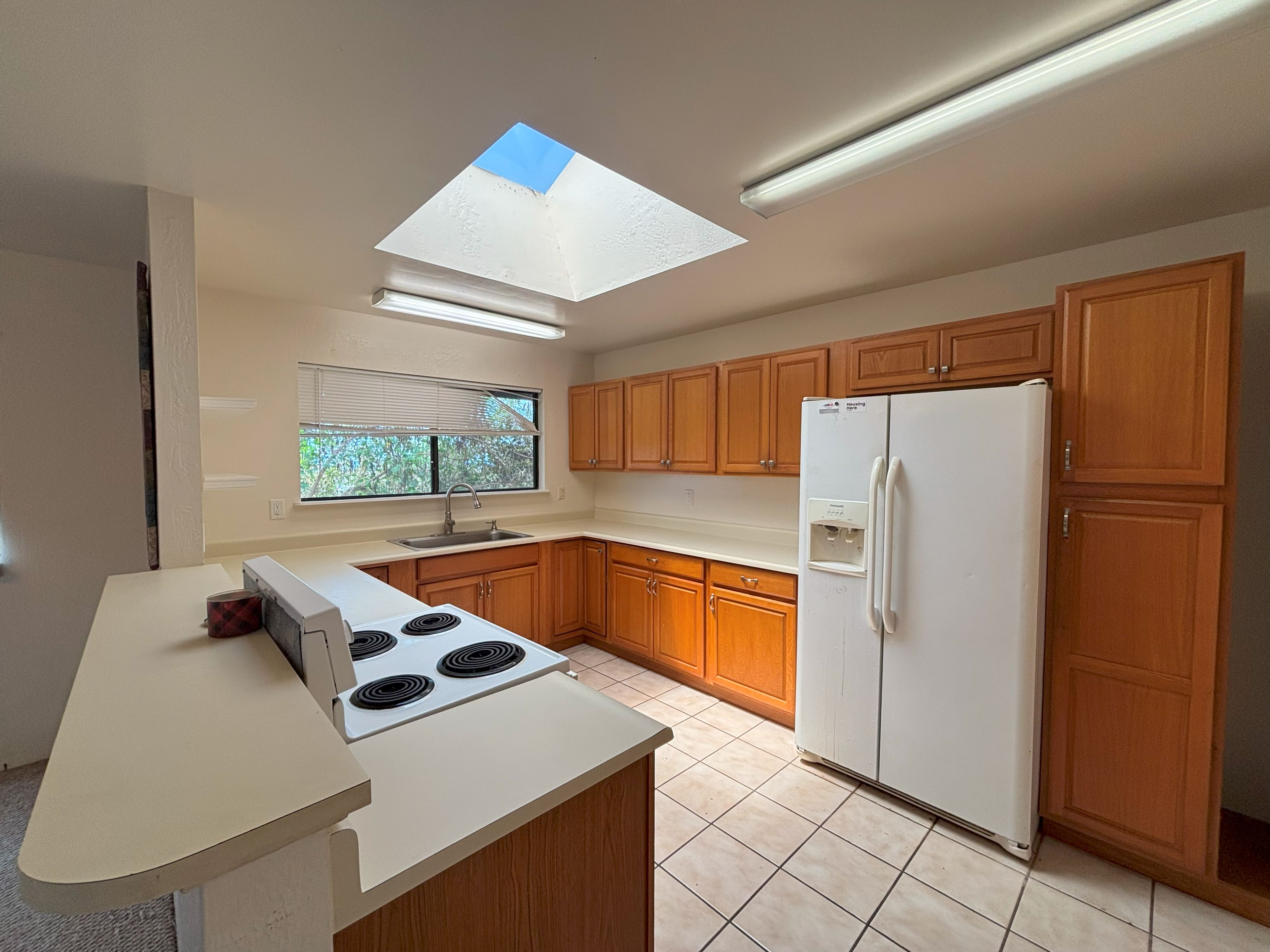 75-5812 NALUKAI PL