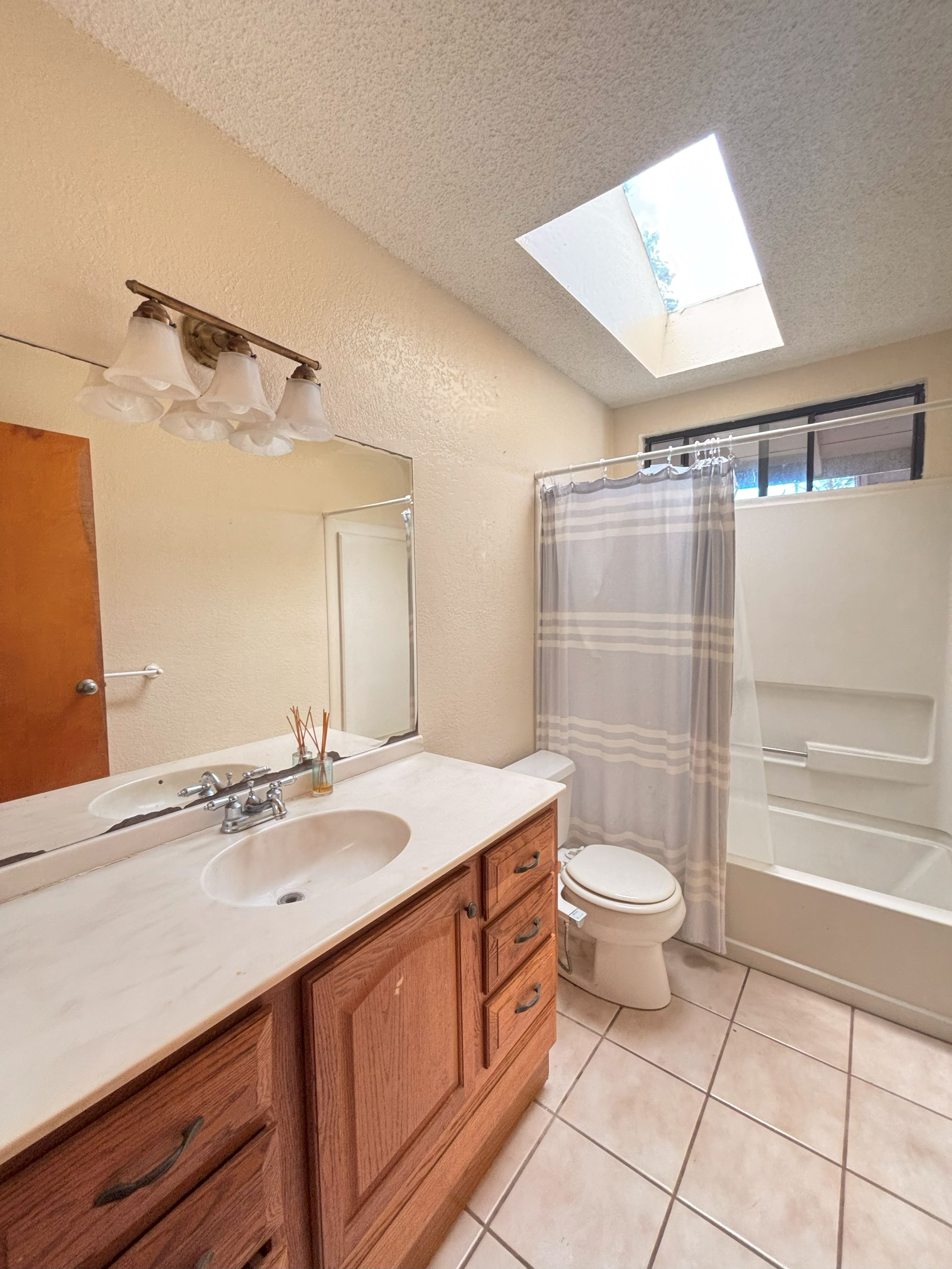 75-5812 NALUKAI PL