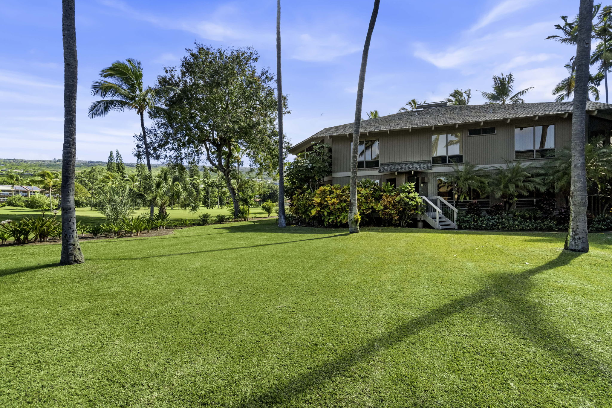 78-261 MANUKAI ST 1001