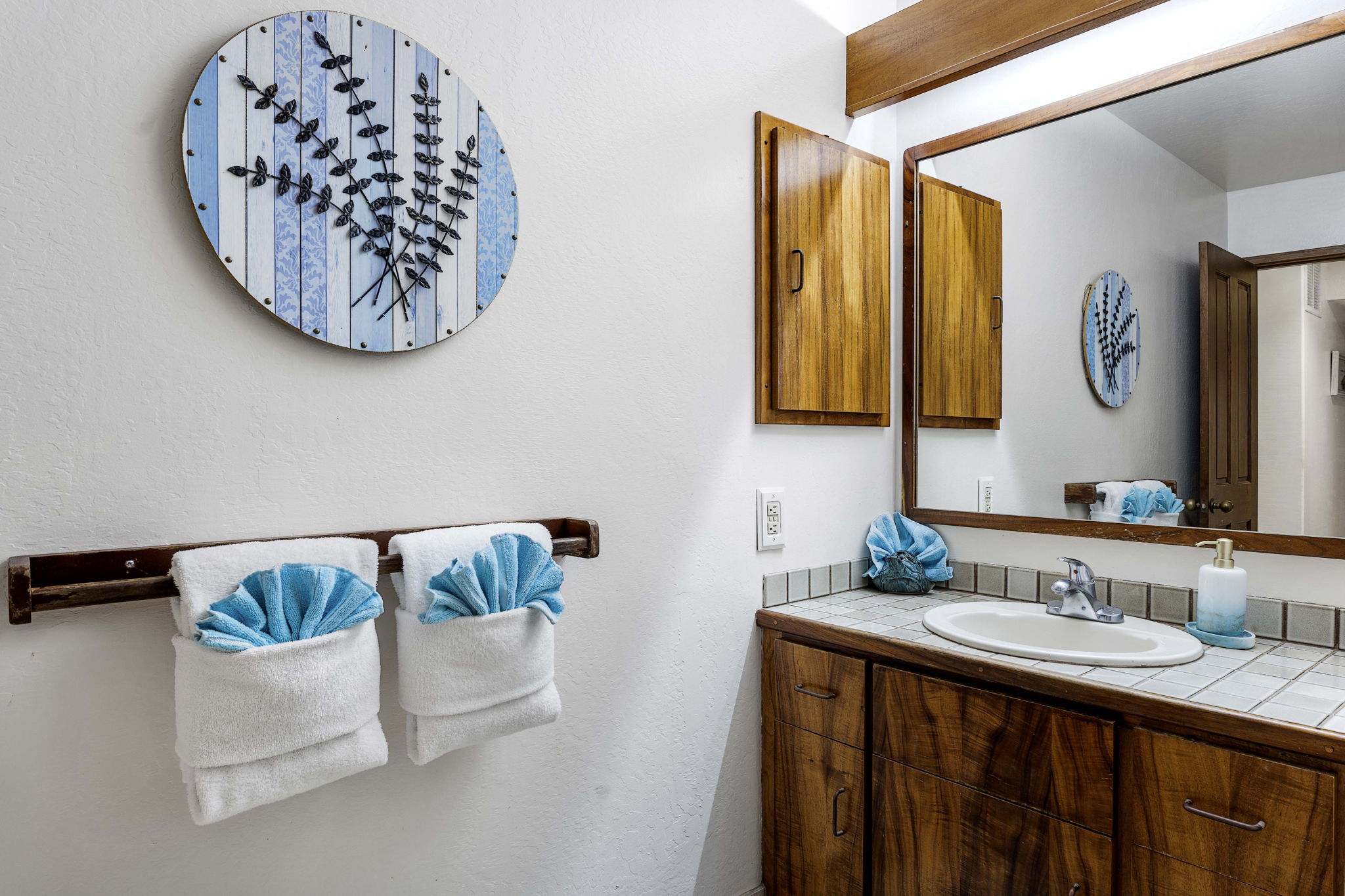 78-261 MANUKAI ST 1001