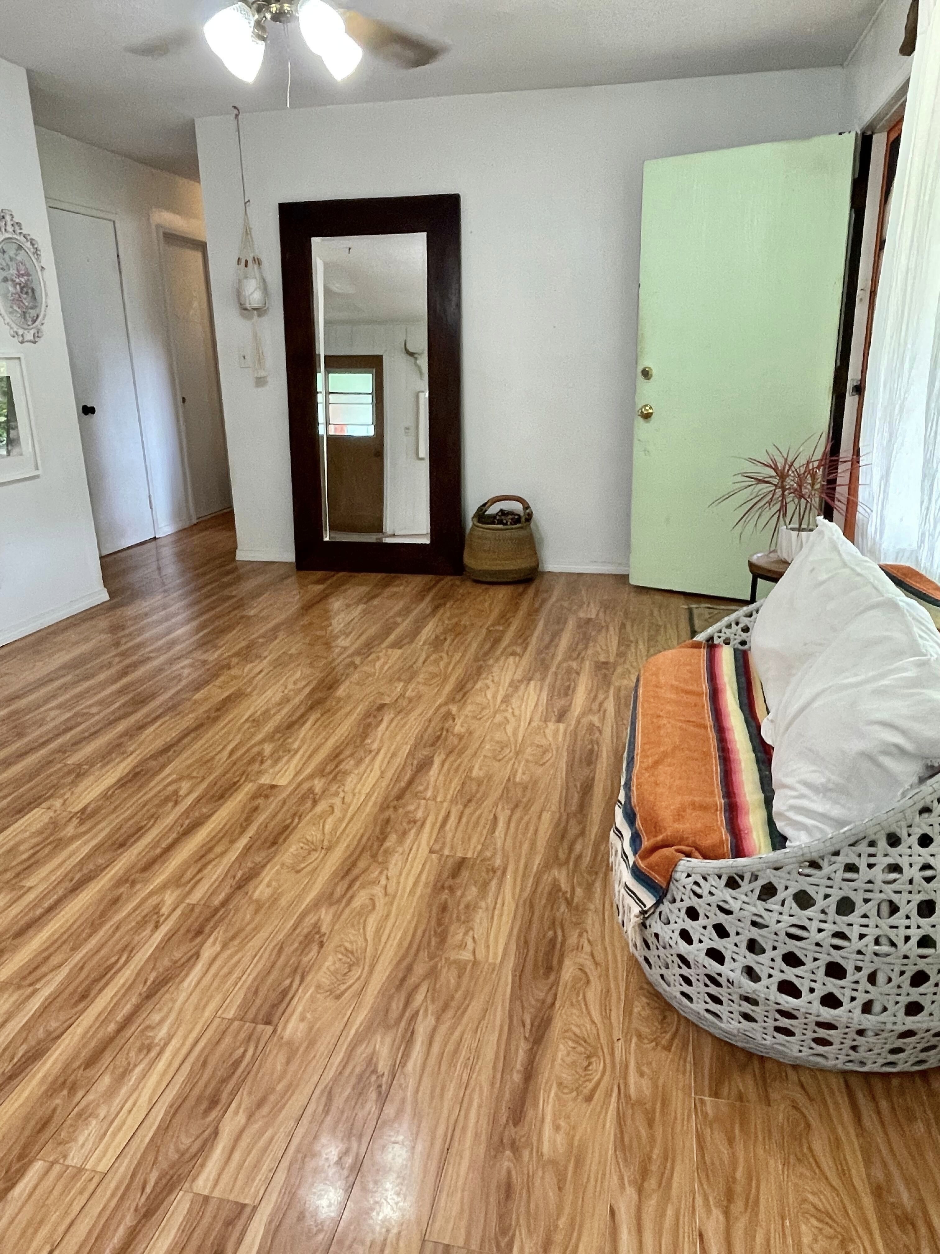 15-2735 KUMU ST