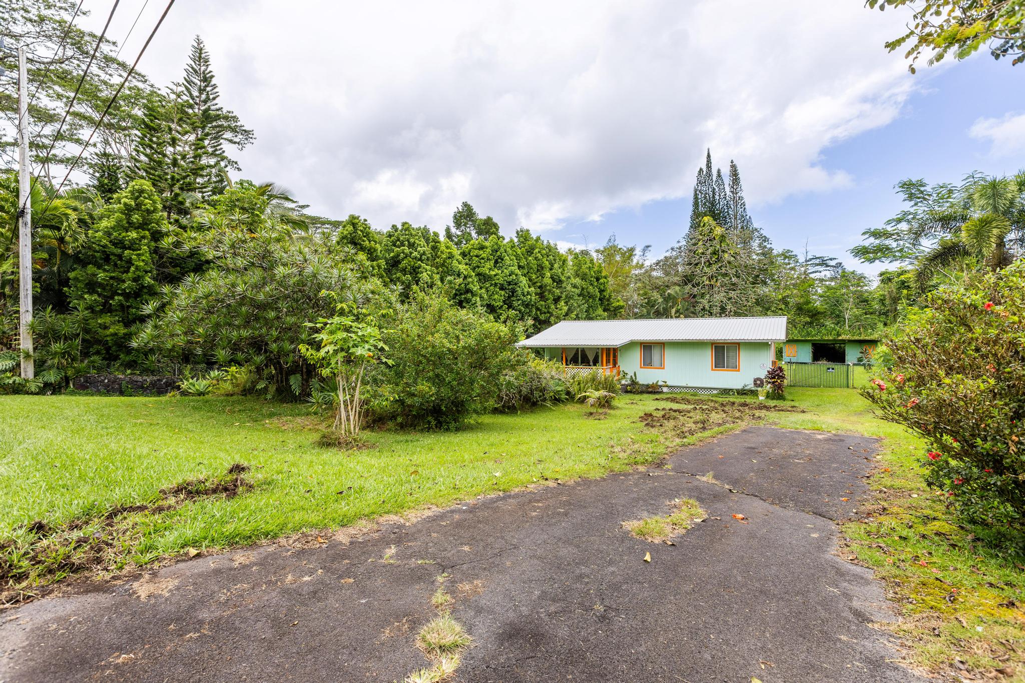 15-2735 KUMU ST