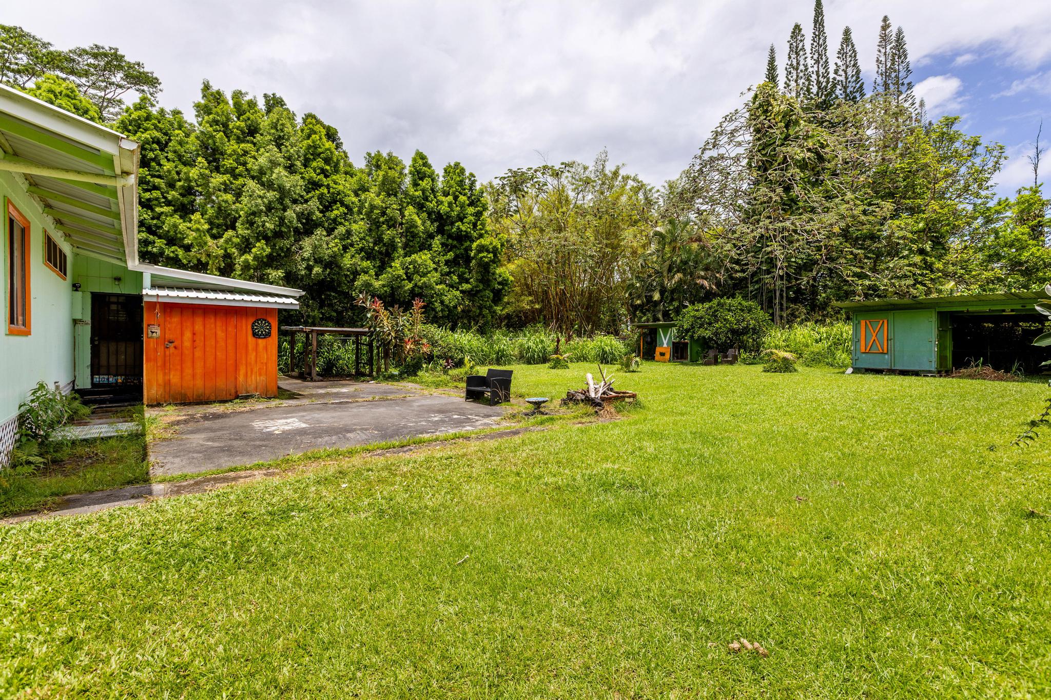 15-2735 KUMU ST