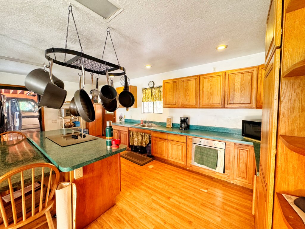 92-9176 PARADISE PKWY