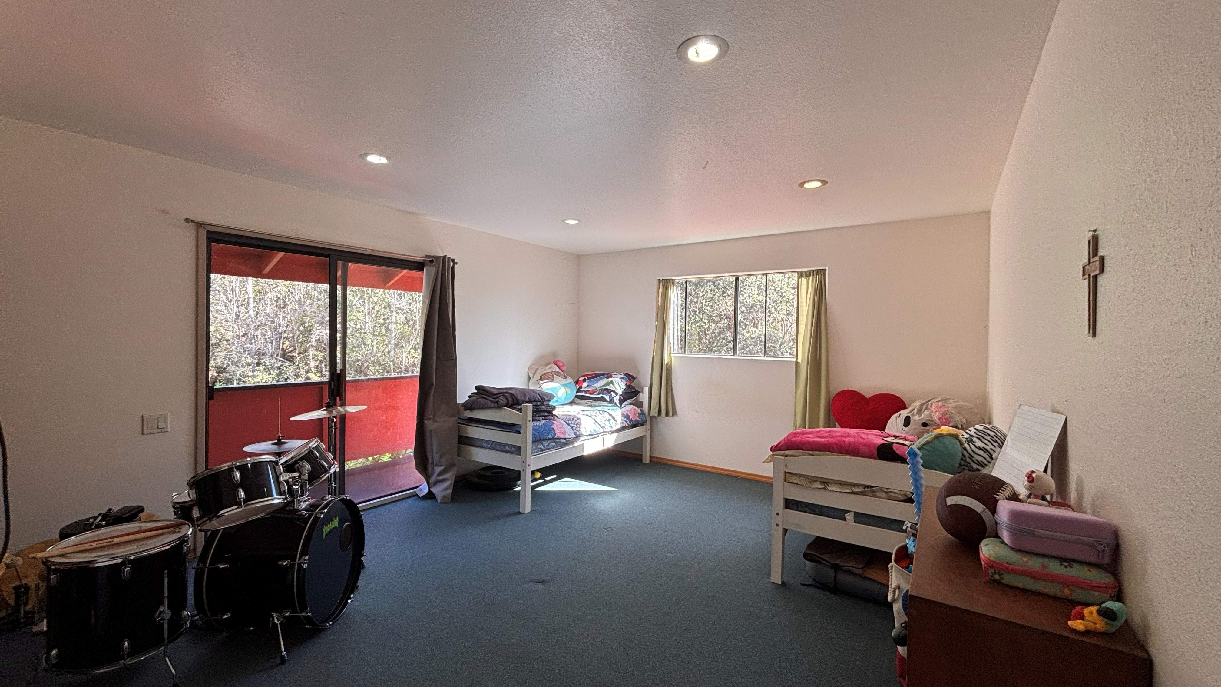 92-9176 PARADISE PKWY