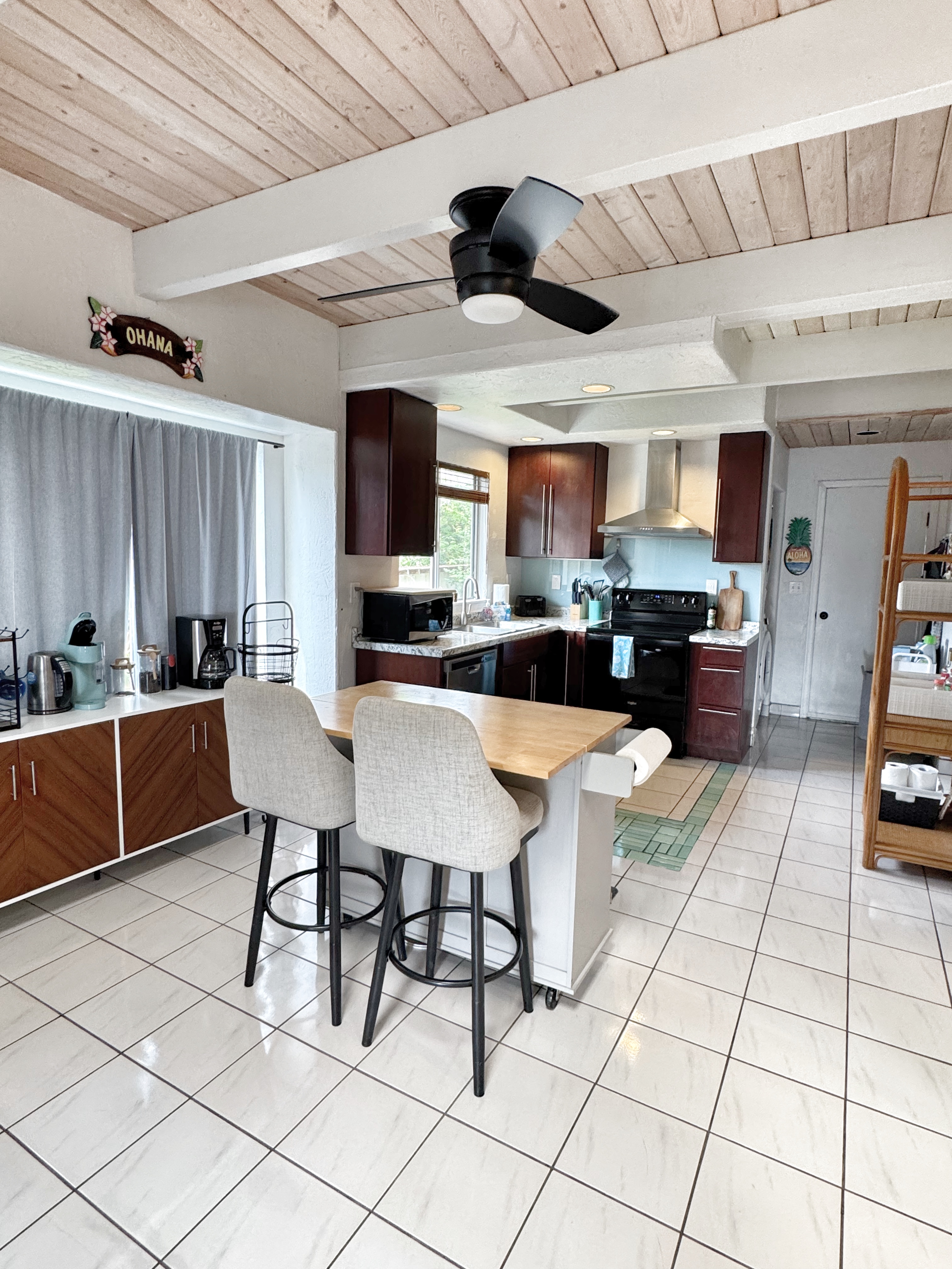 76-227-E ROYAL POINCIANA DR B