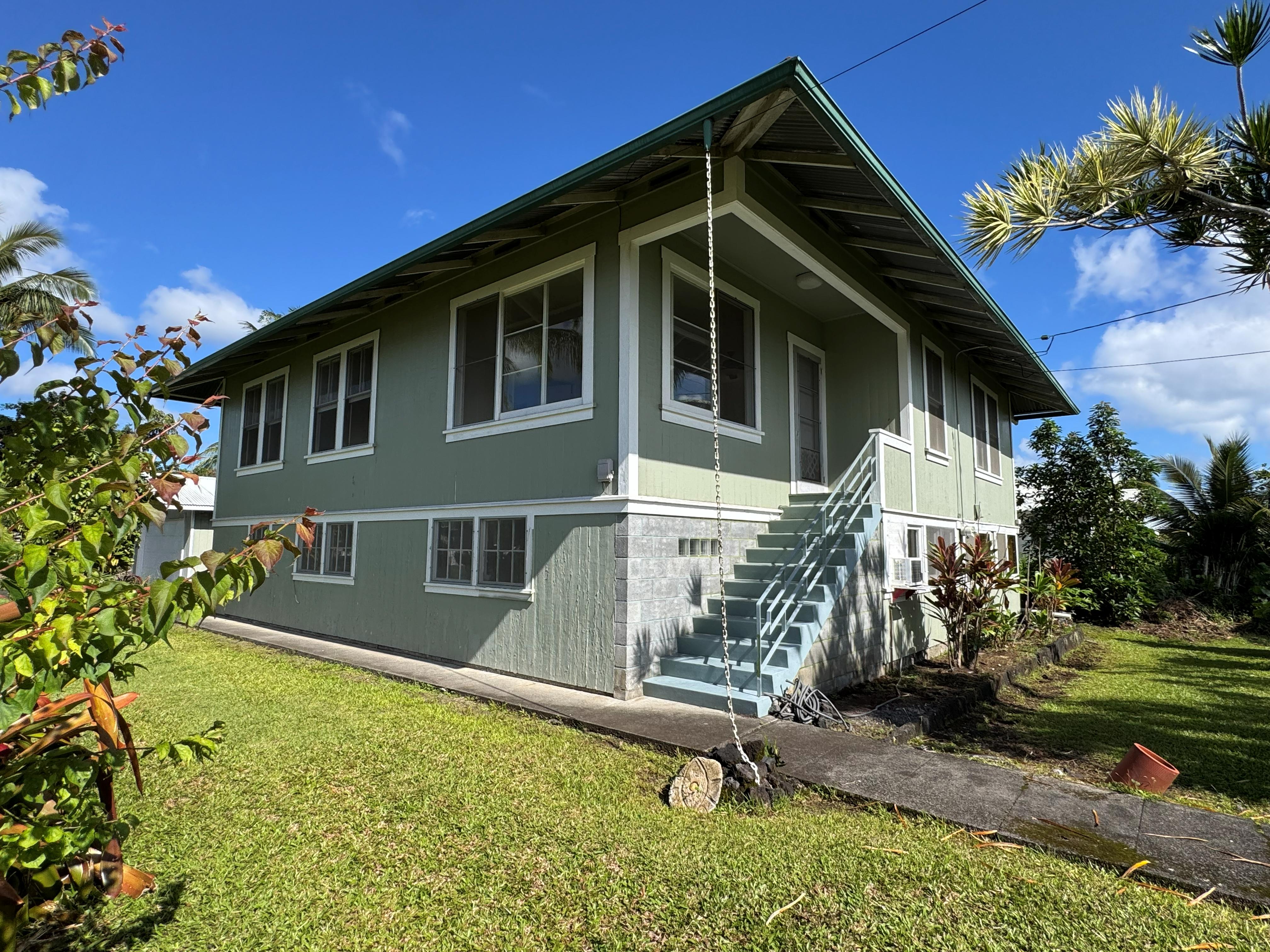 524 LAUKAPU ST