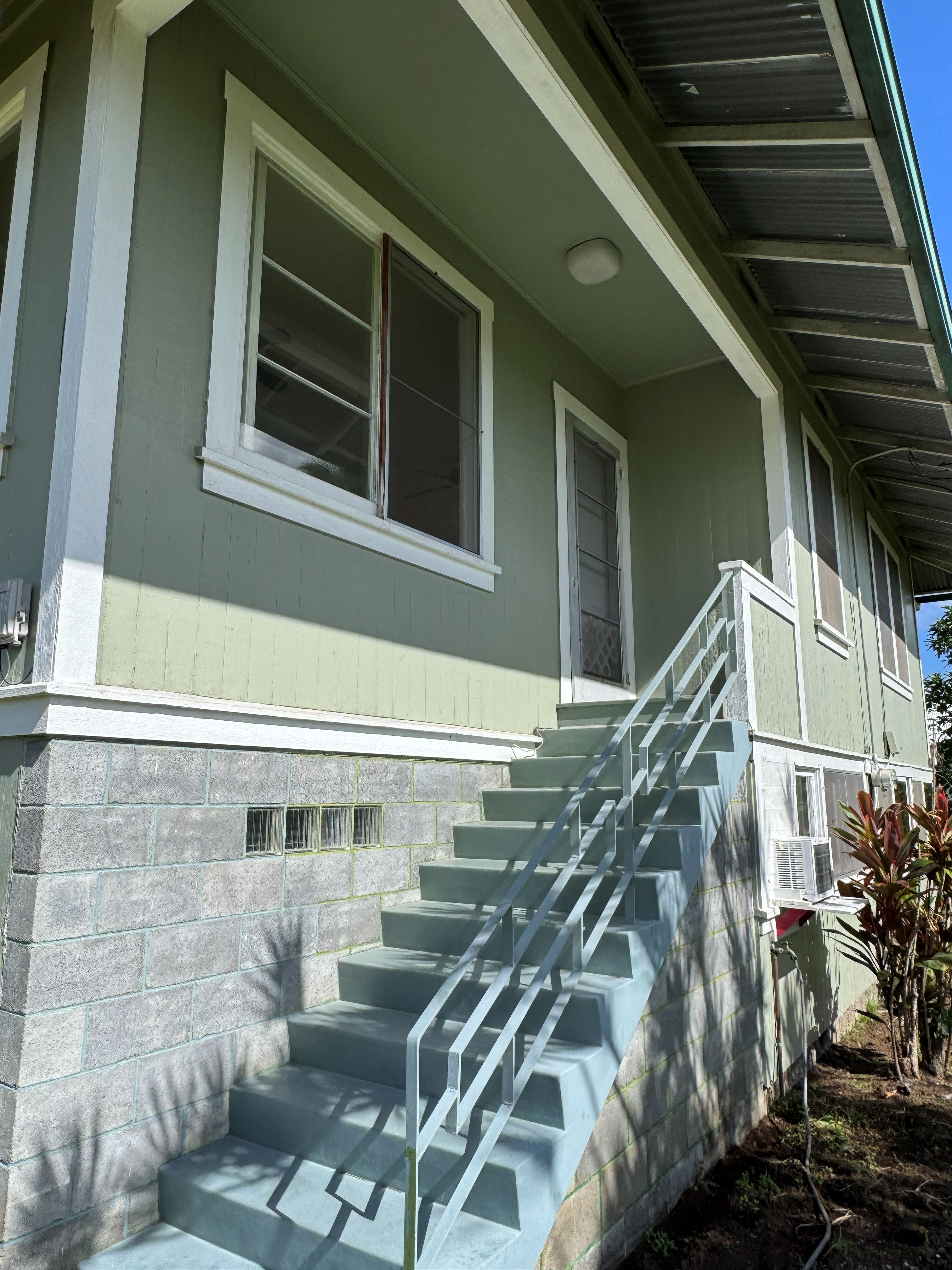 524 LAUKAPU ST