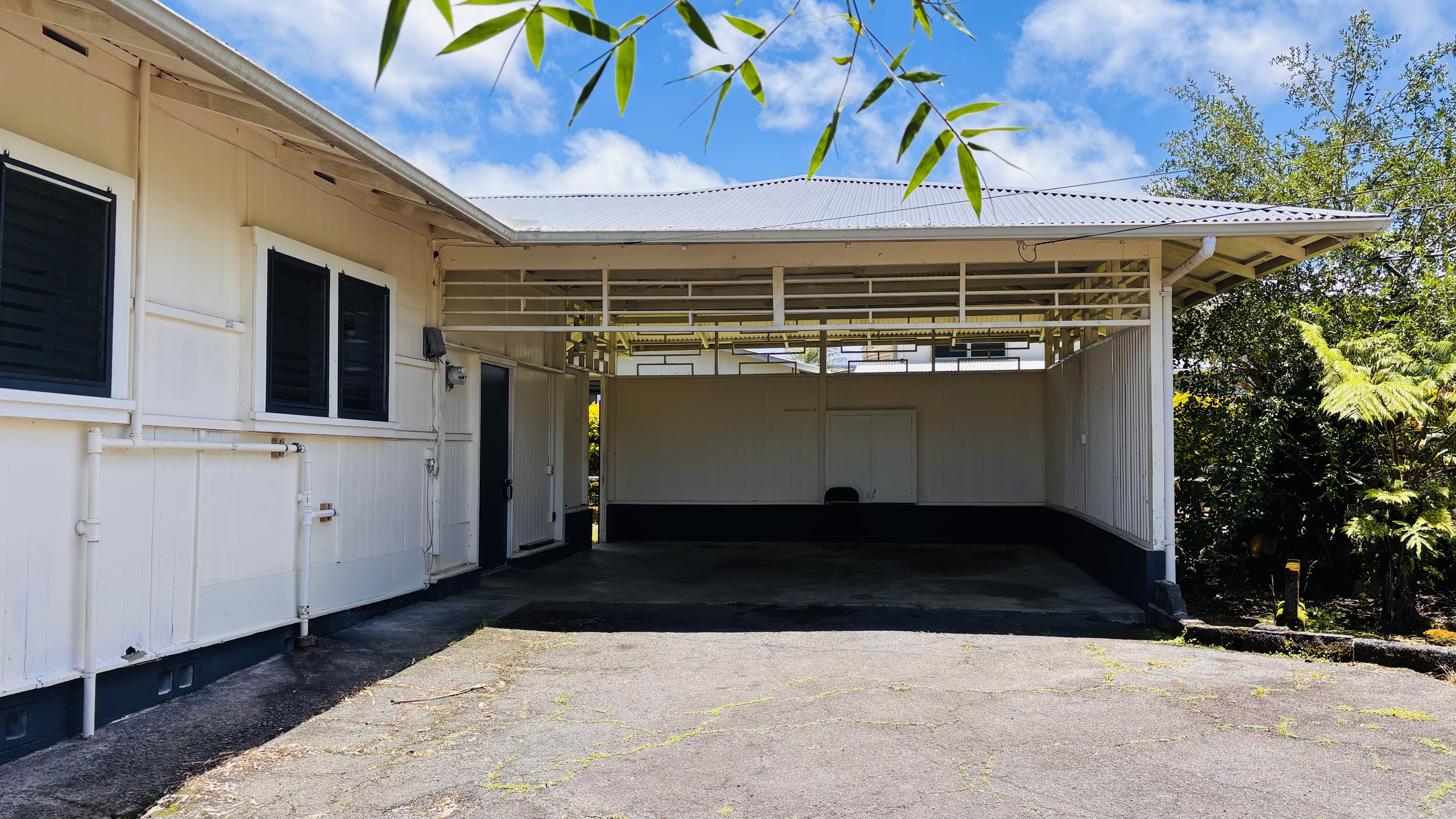 77 IWALANI ST