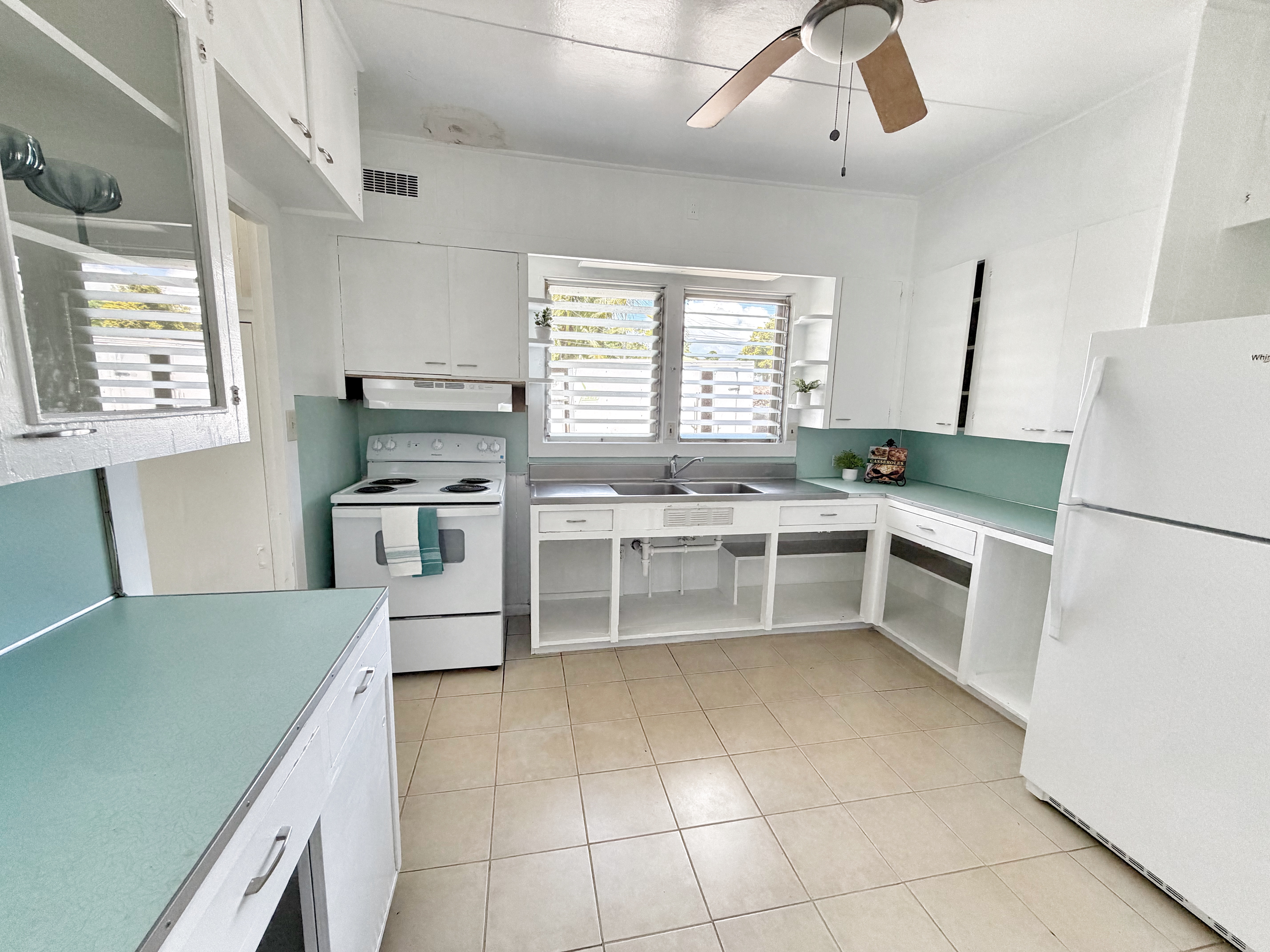 77 IWALANI ST