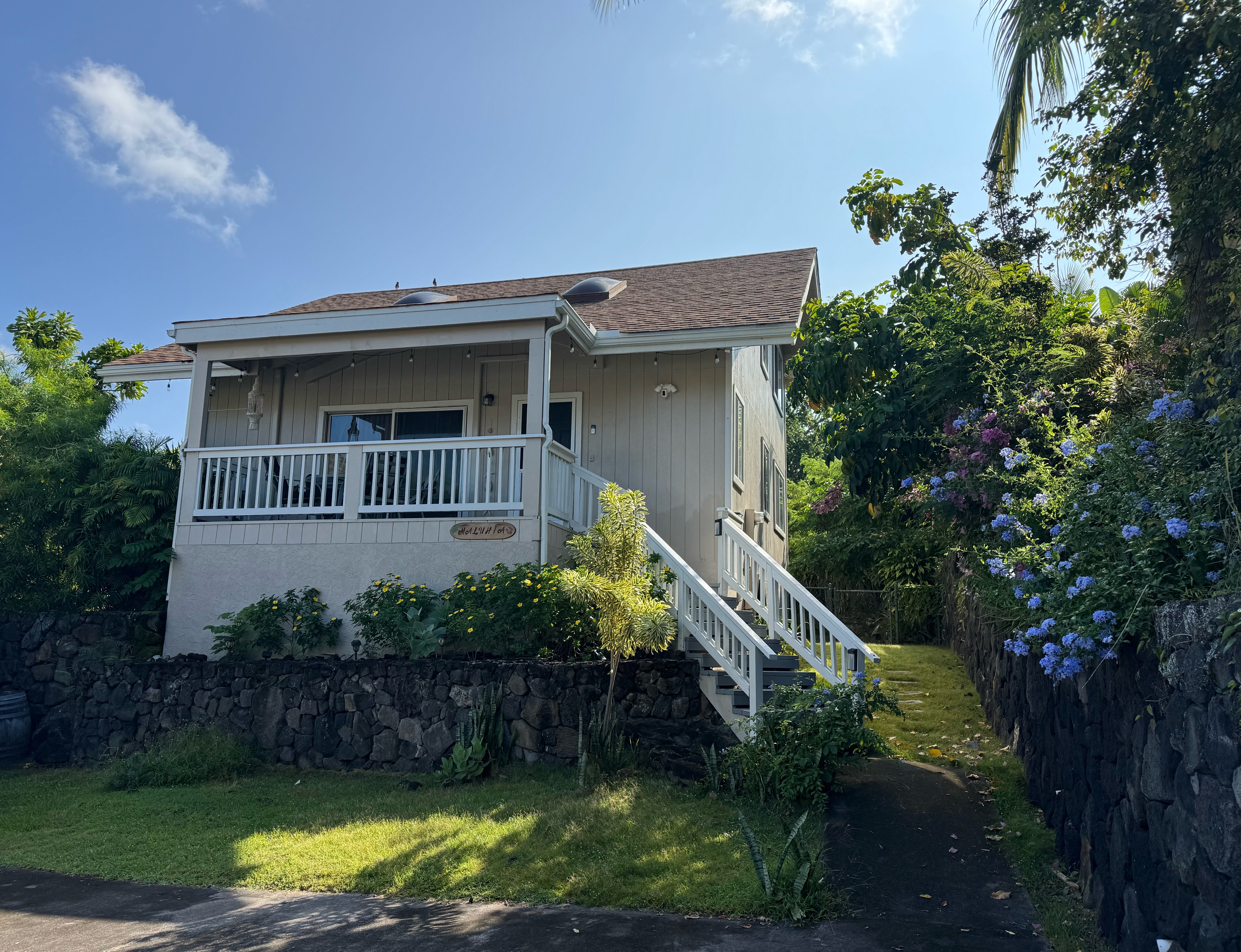 76-227-E ROYAL POINCIANA DR B