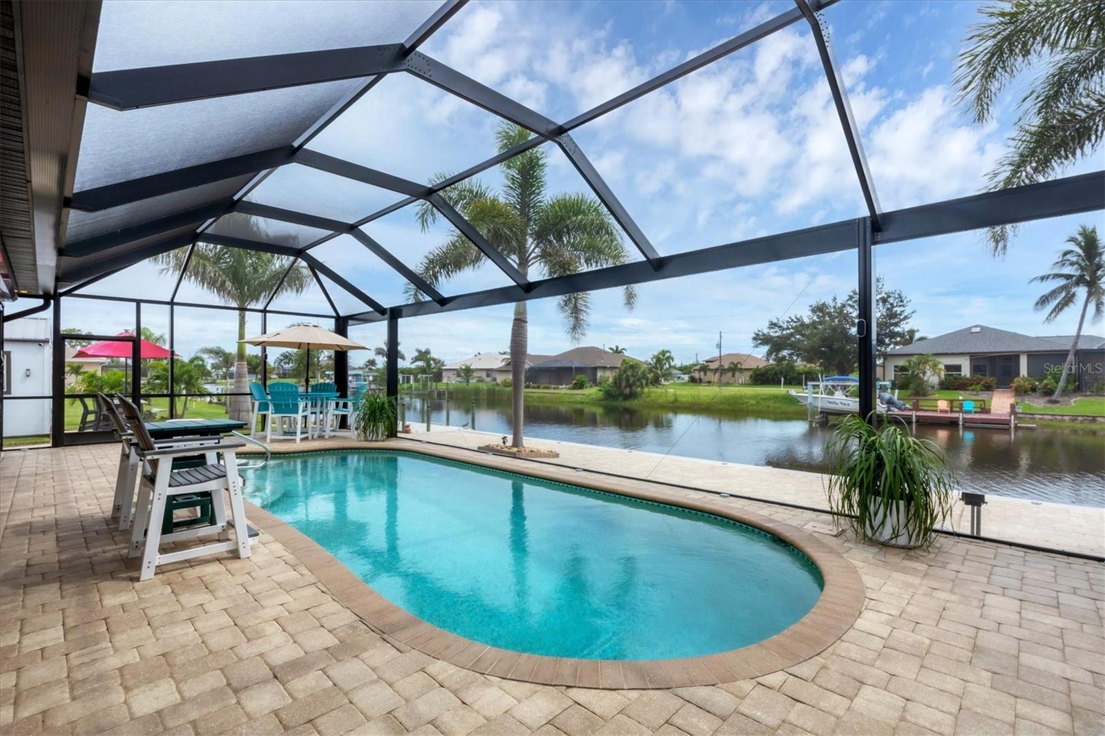 15704 LAKELAND CIR