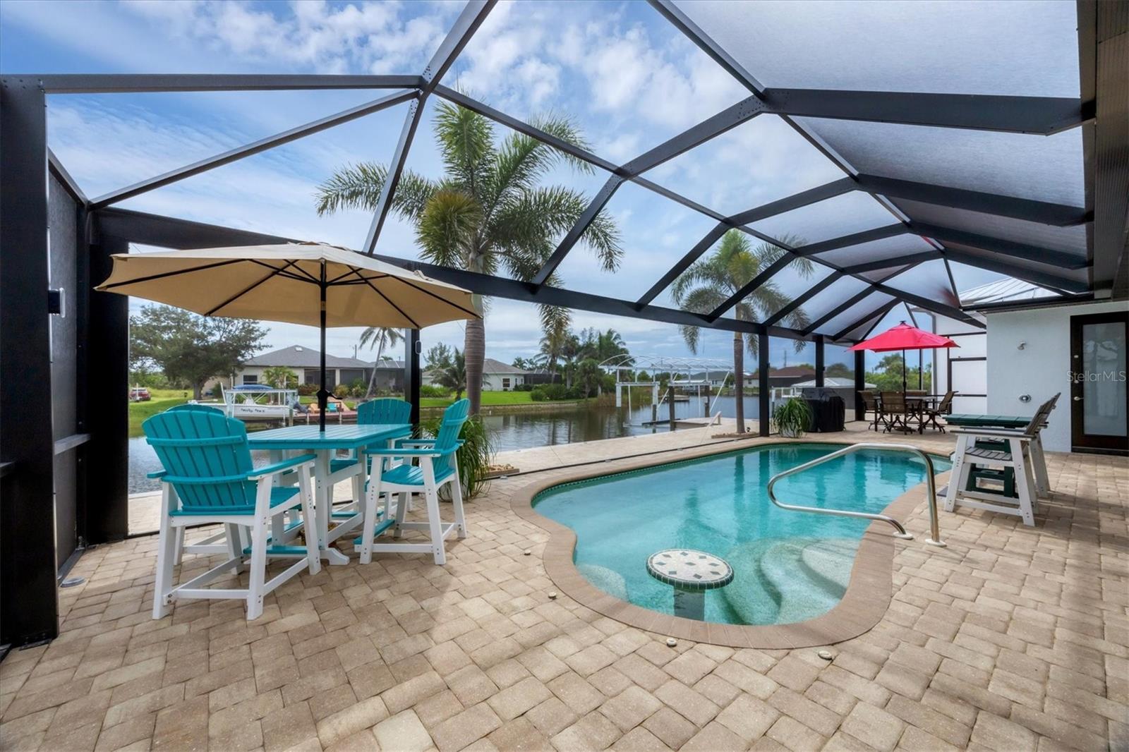 15704 LAKELAND CIR