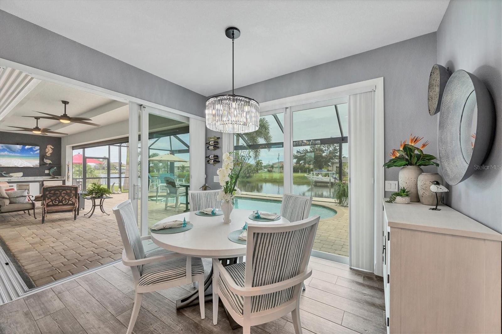 15704 LAKELAND CIR