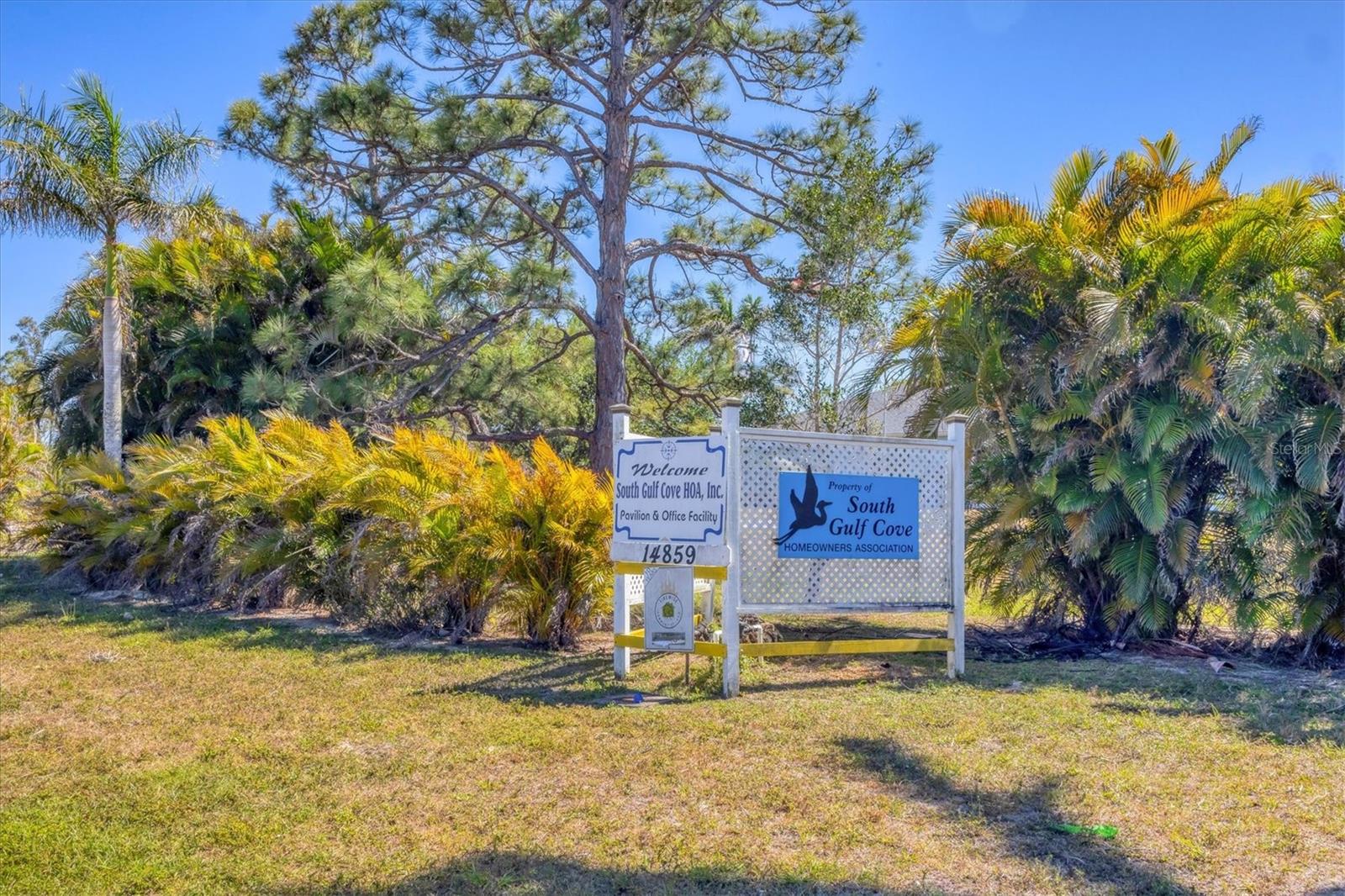 15704 LAKELAND CIR