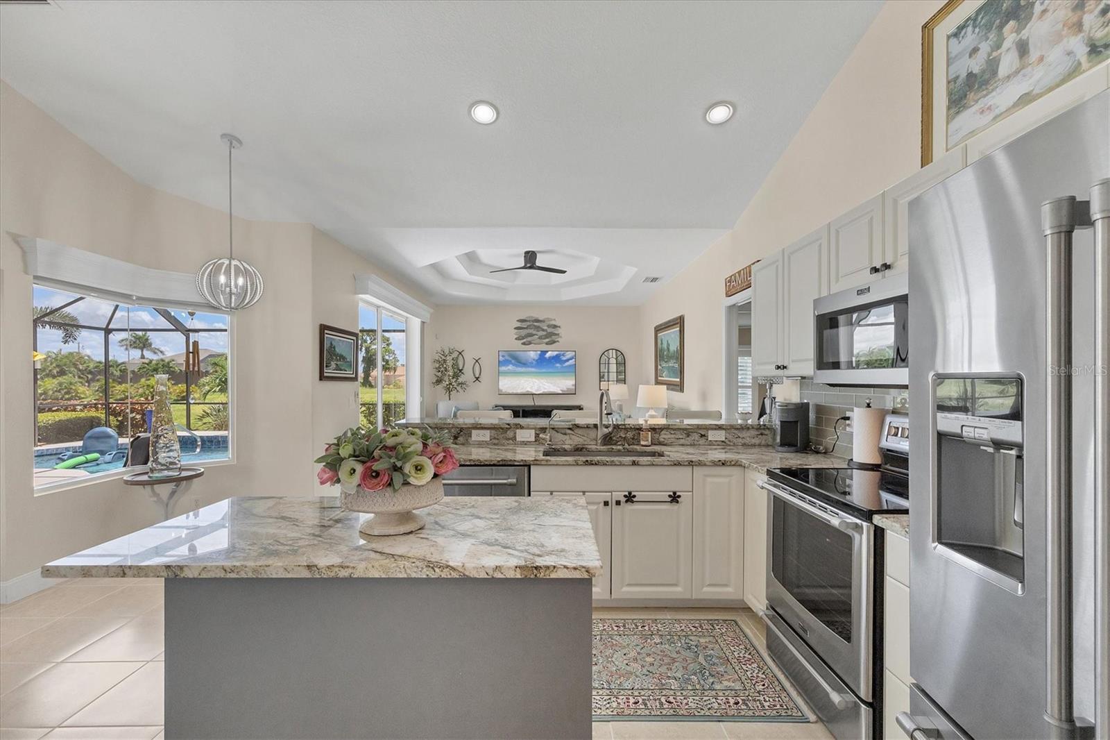 74 BROADMOOR LN