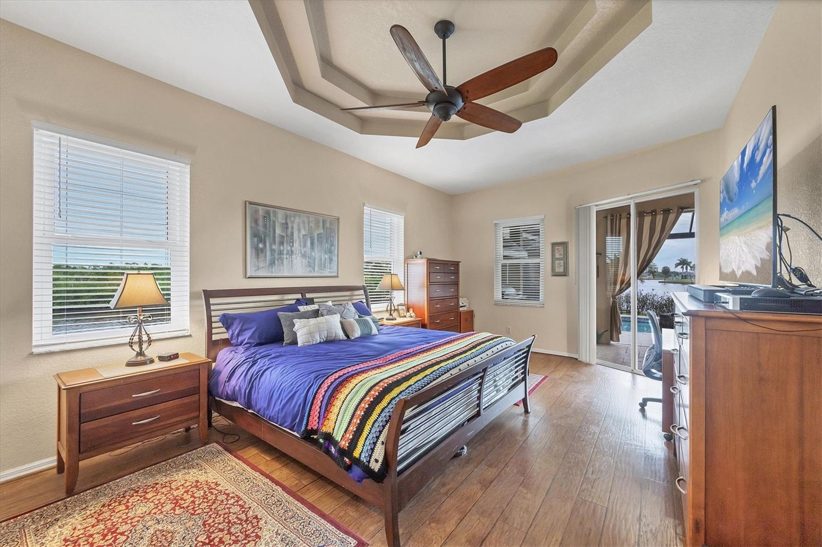 4180 SURFSIDE CT