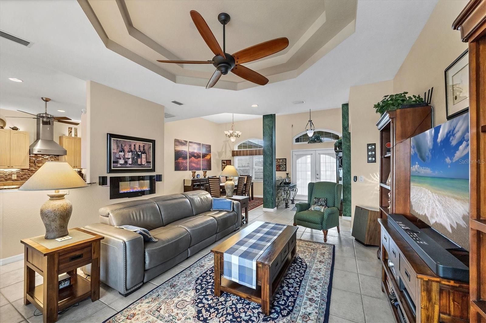 4180 SURFSIDE CT
