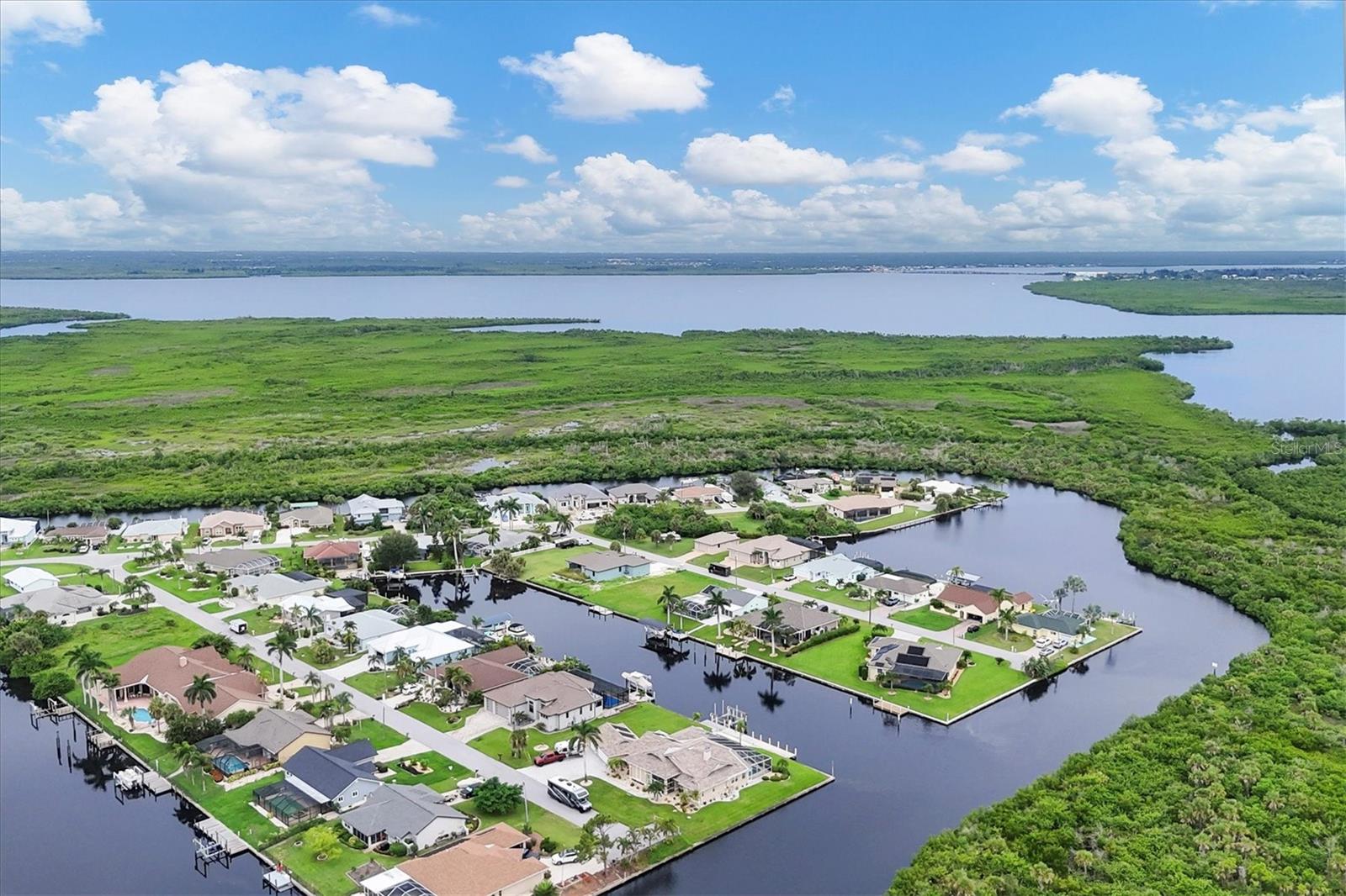 4180 SURFSIDE CT