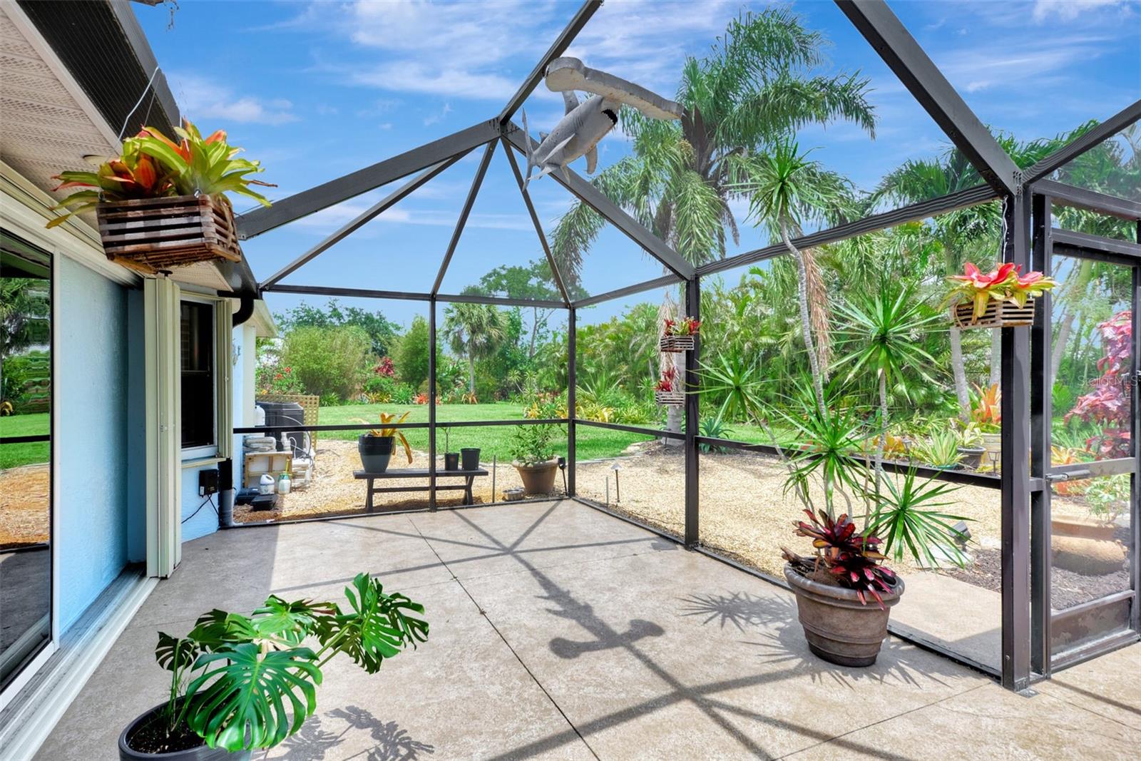 8170 CASA DE MEADOWS DR