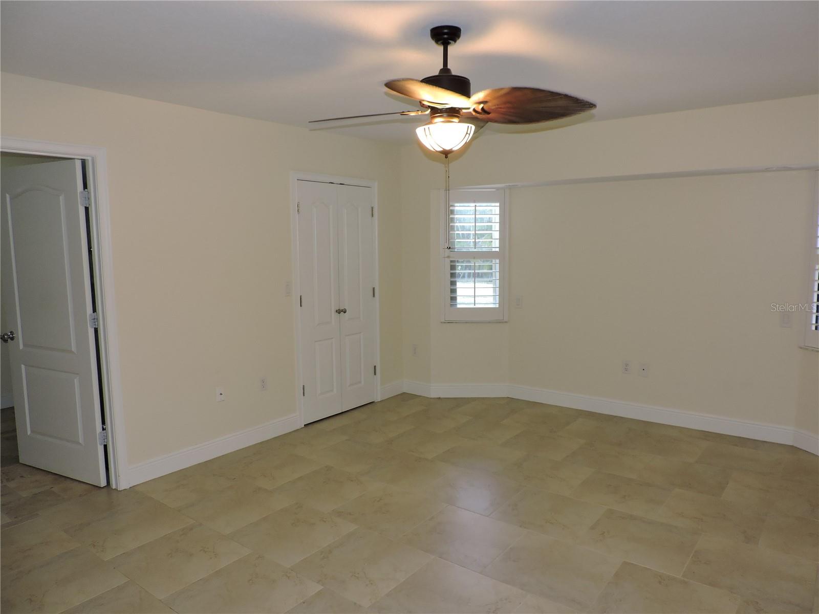 8170 CASA DE MEADOWS DR