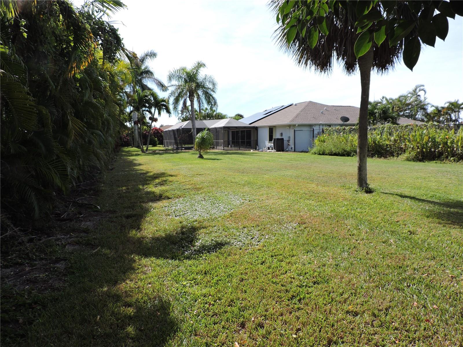 8170 CASA DE MEADOWS DR