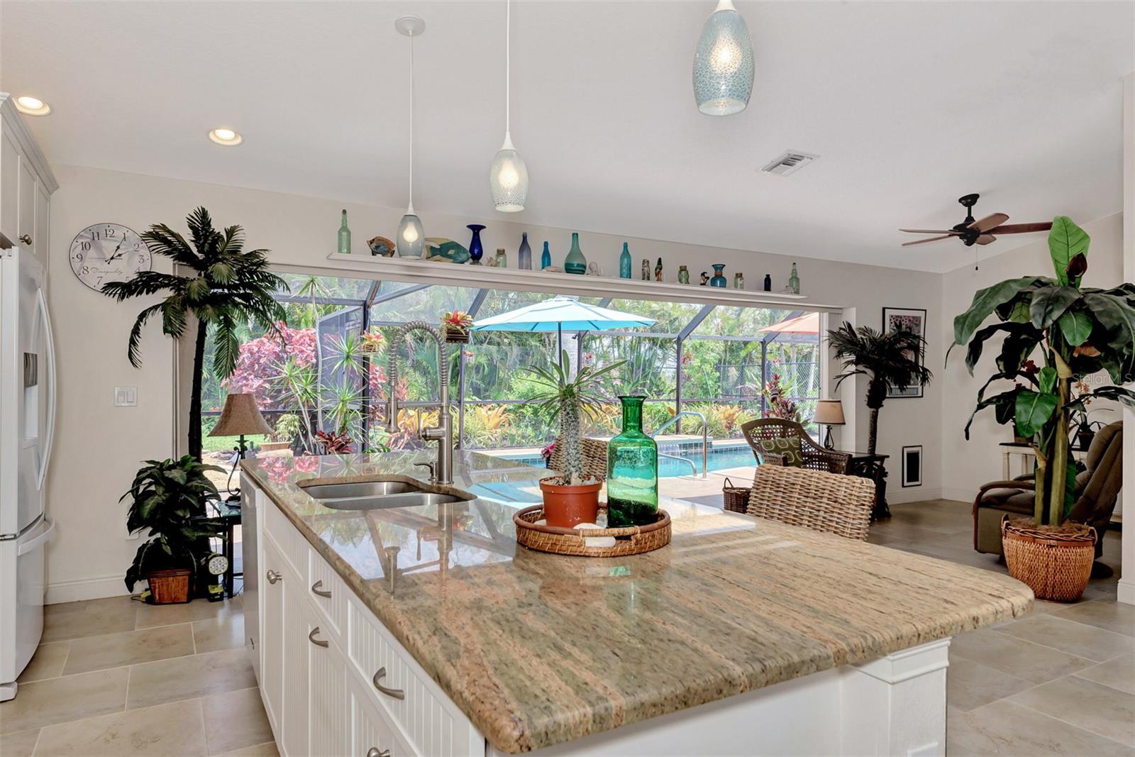 8170 CASA DE MEADOWS DR