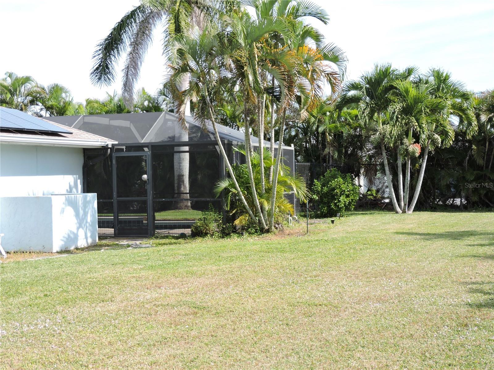 8170 CASA DE MEADOWS DR