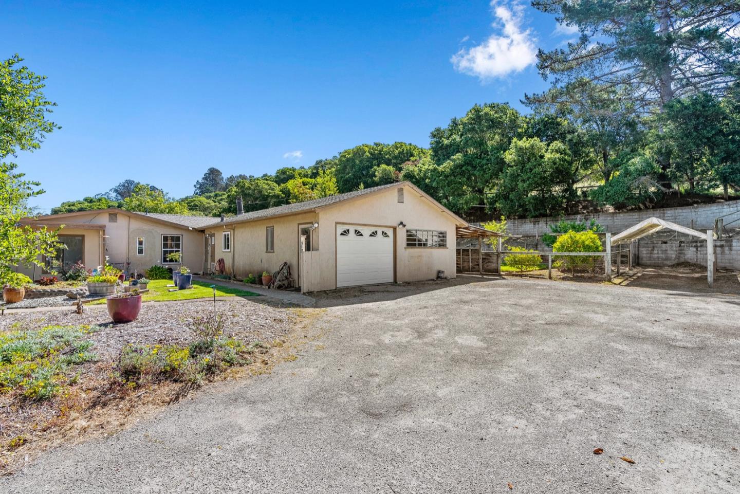 7509 Langley Canyon RD