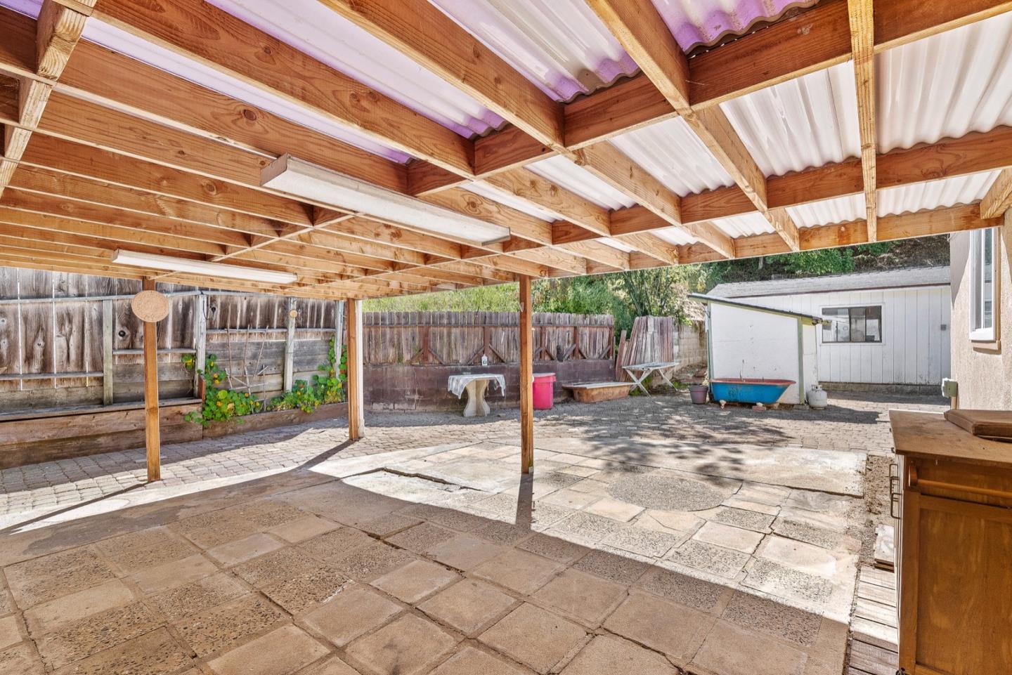 7509 Langley Canyon RD