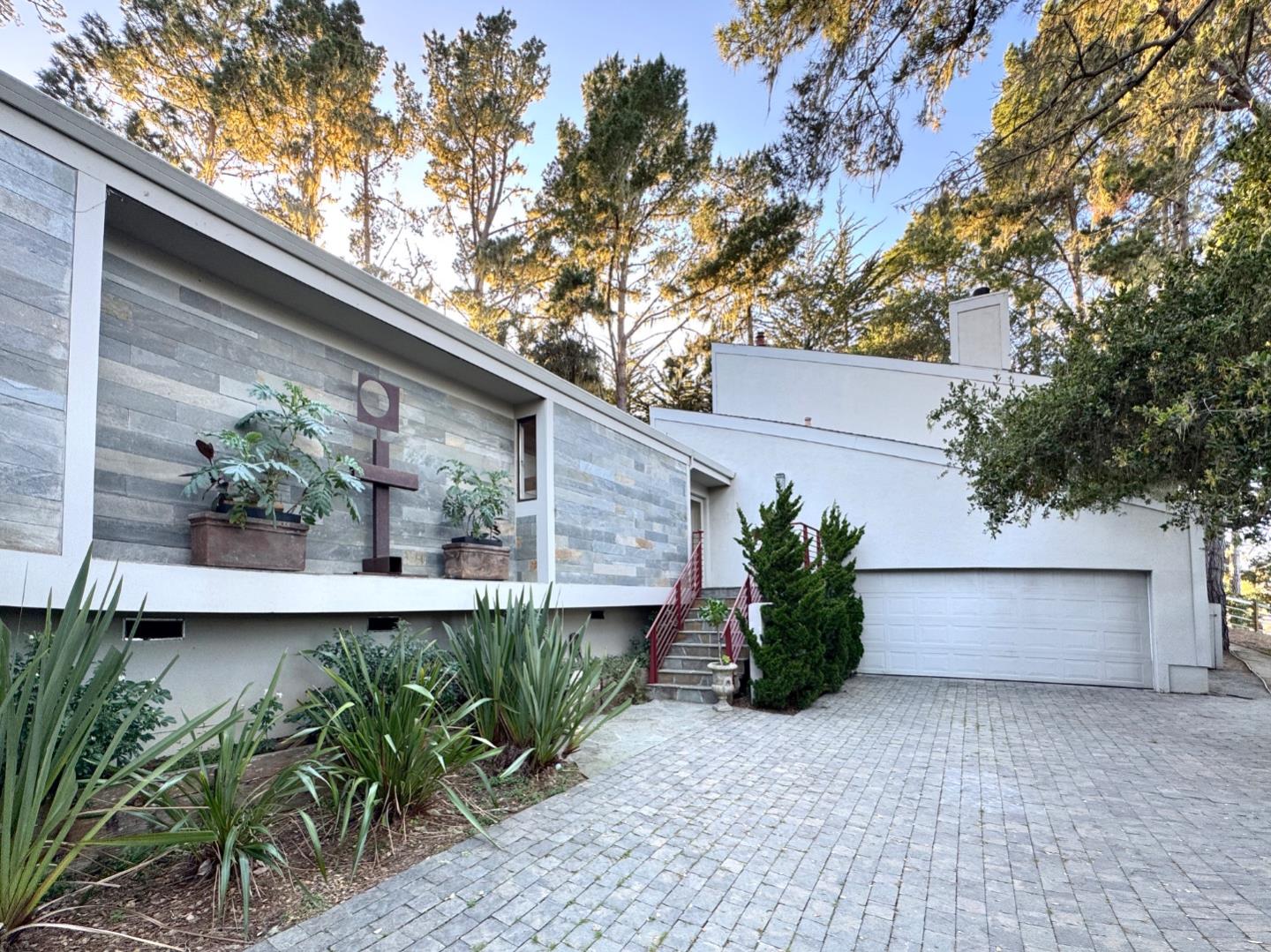 2979 Colton Road