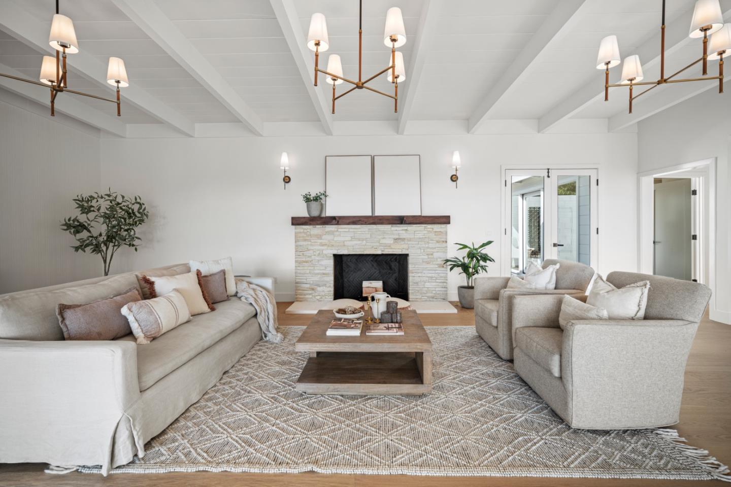 4171 Sunset Lane