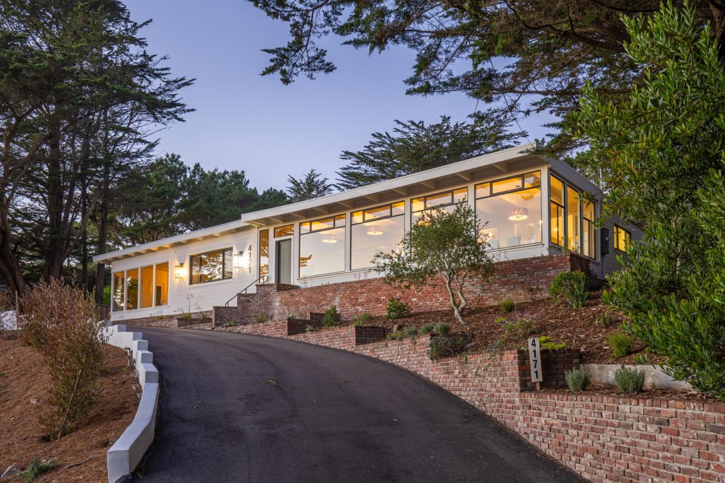 4171 Sunset Lane