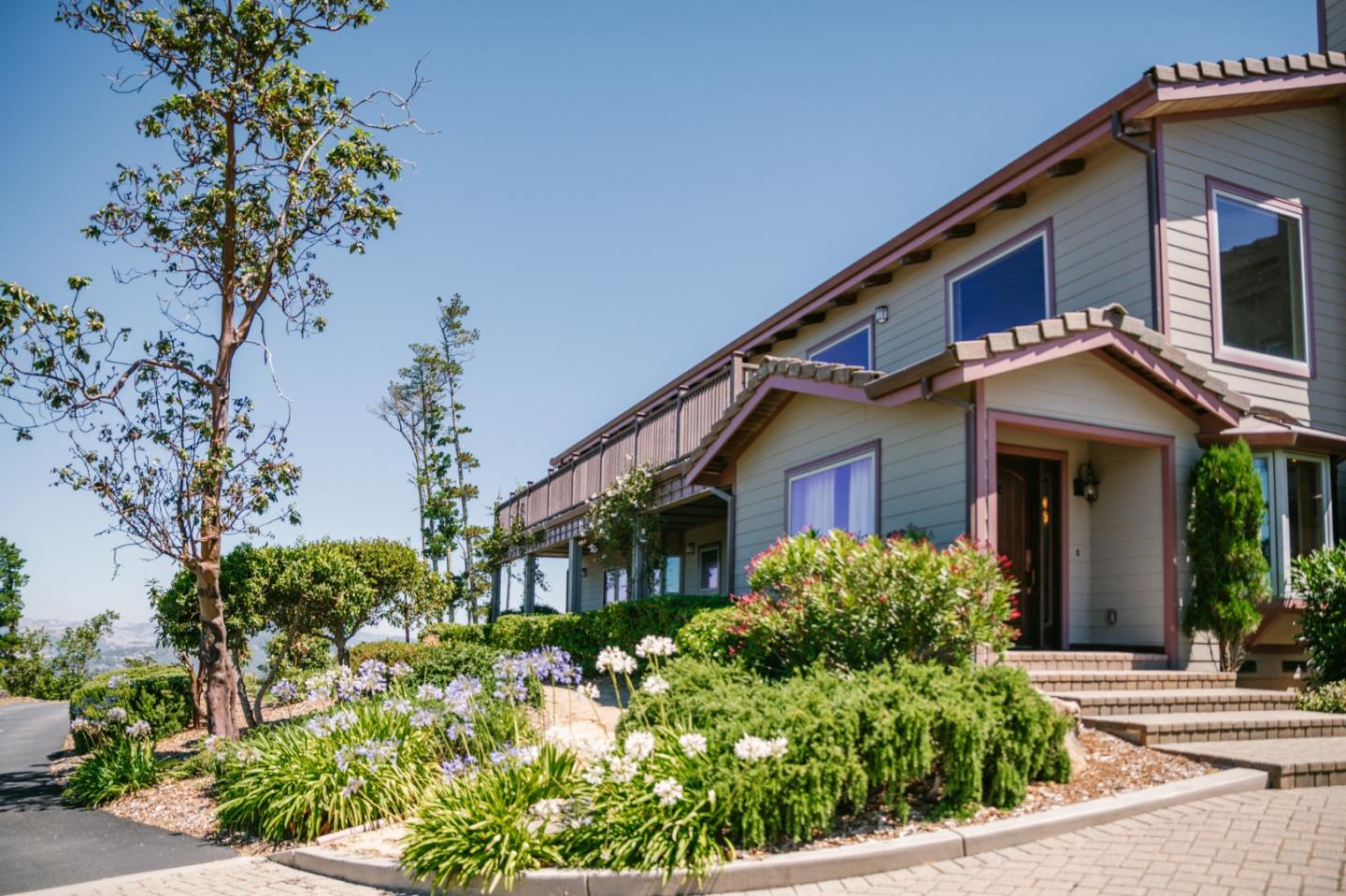 300 Corona RD