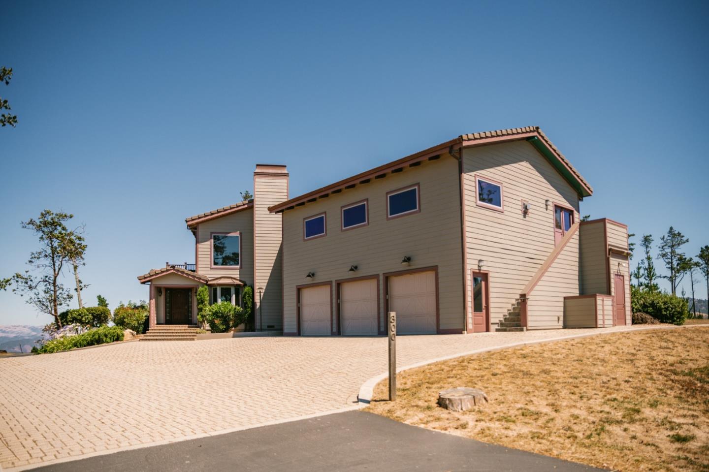 300 Corona RD