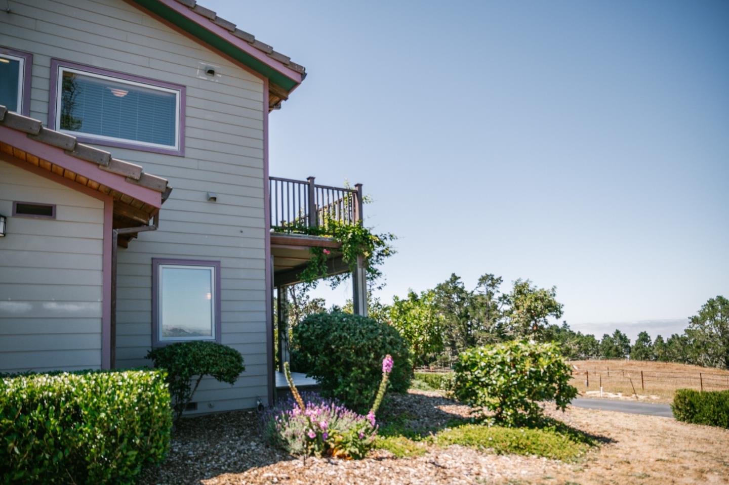 300 Corona RD