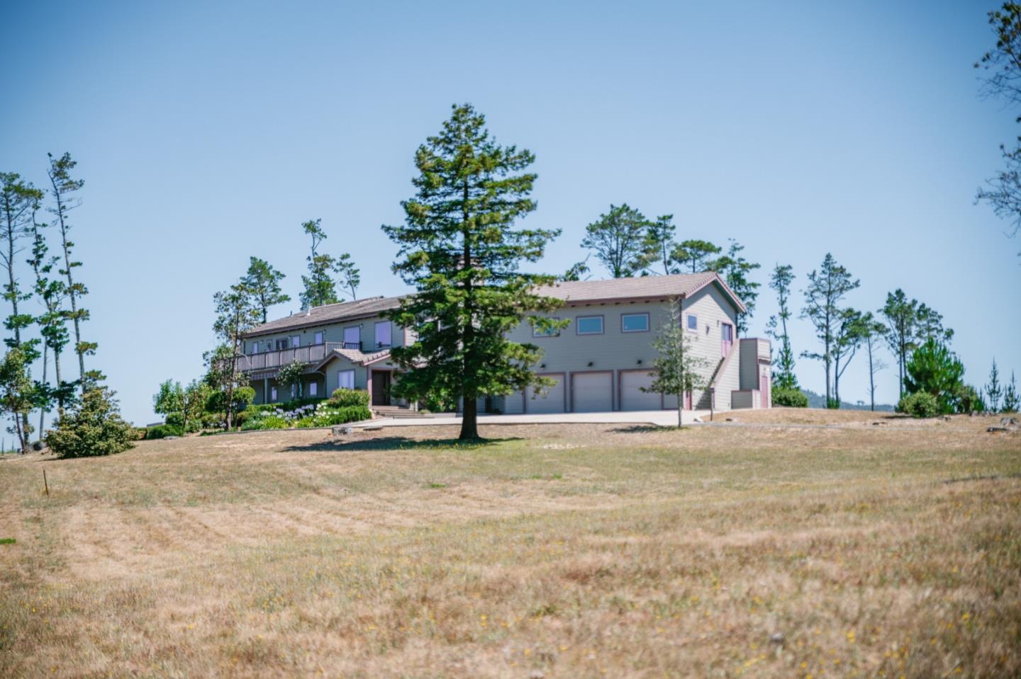 300 Corona RD