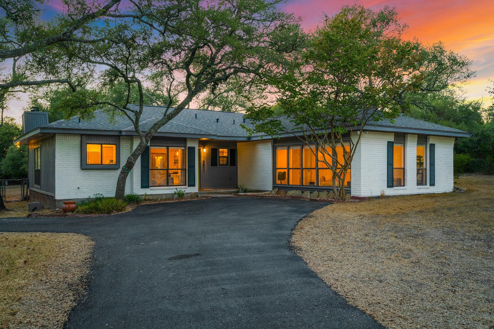 11306 Zyle LN