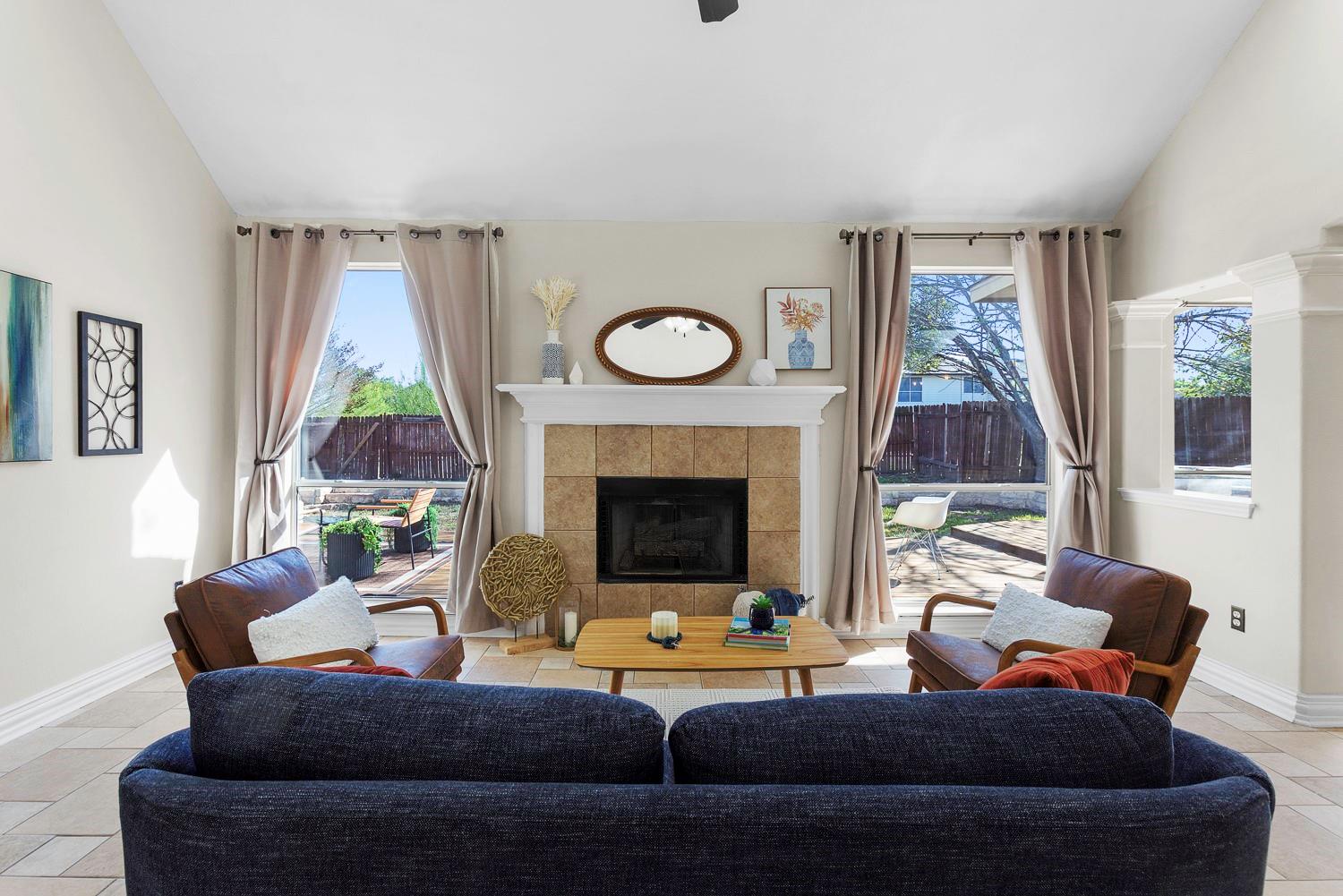 7024 Thistle Hill WAY