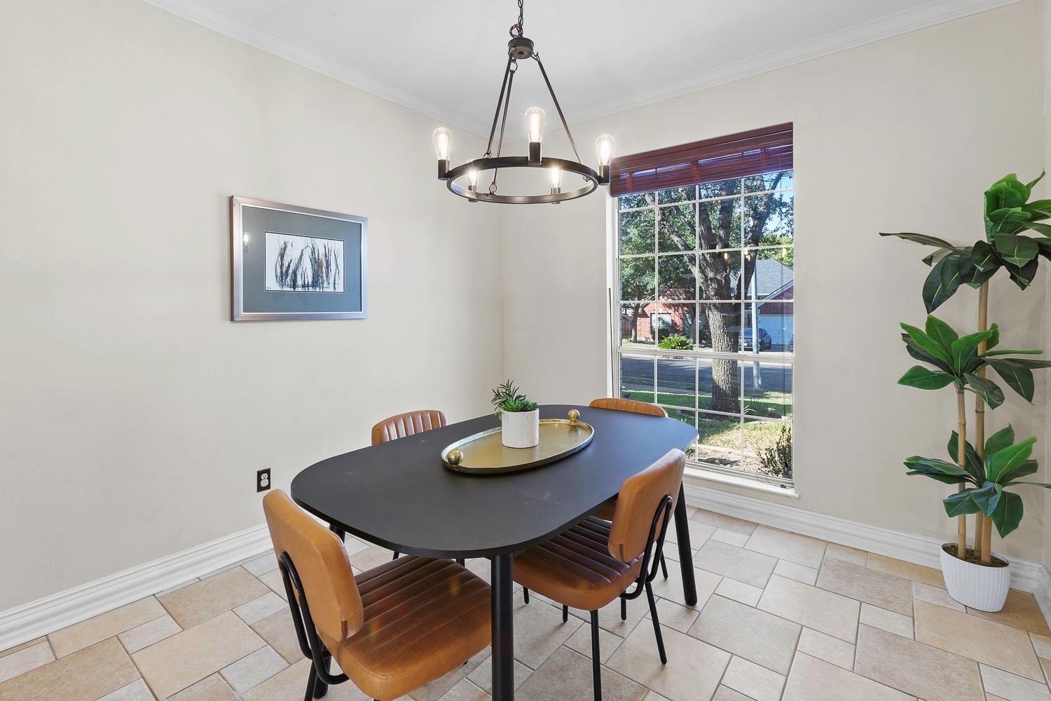 7024 Thistle Hill WAY