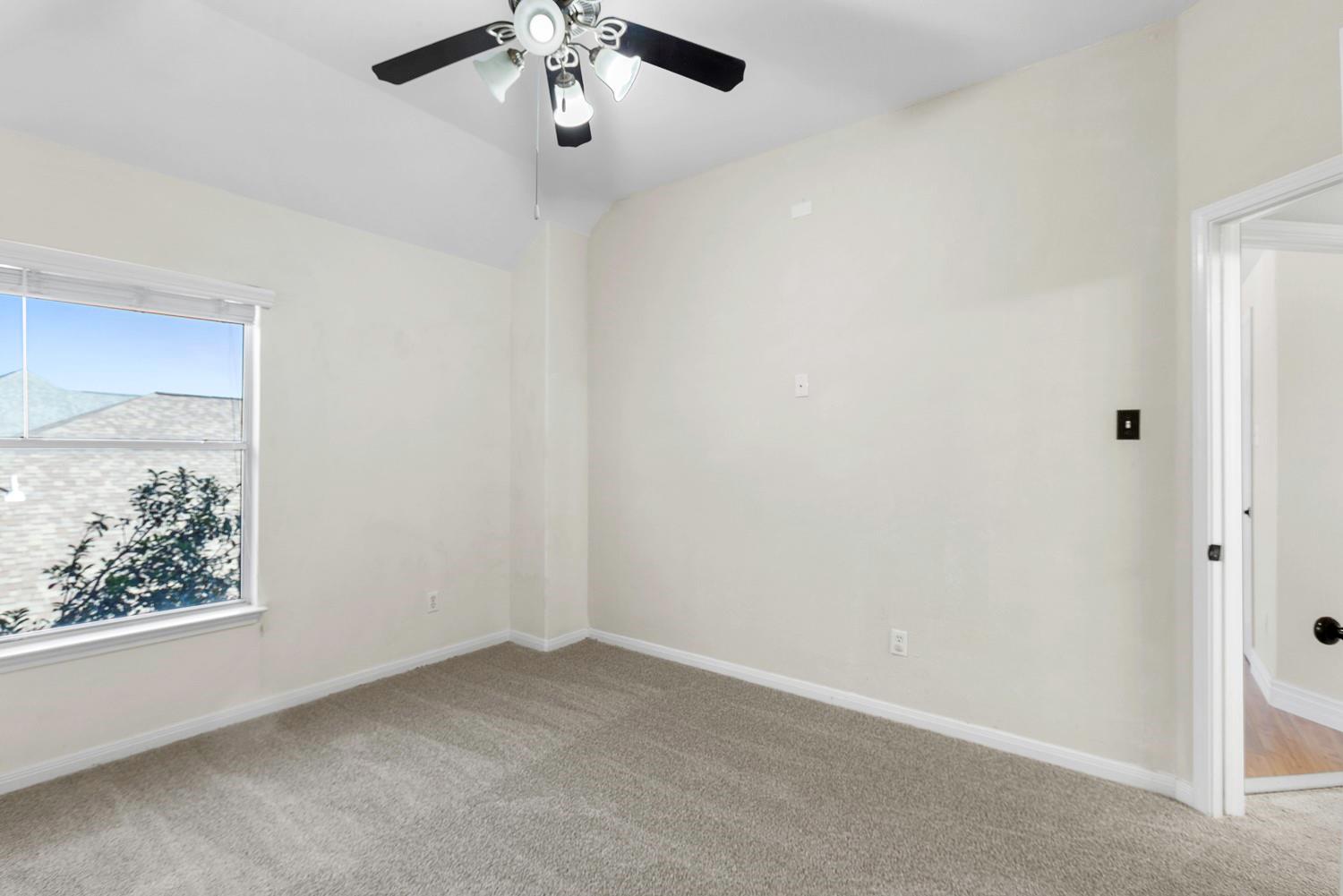 7024 Thistle Hill WAY