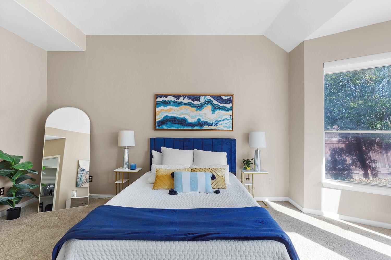 7024 Thistle Hill WAY