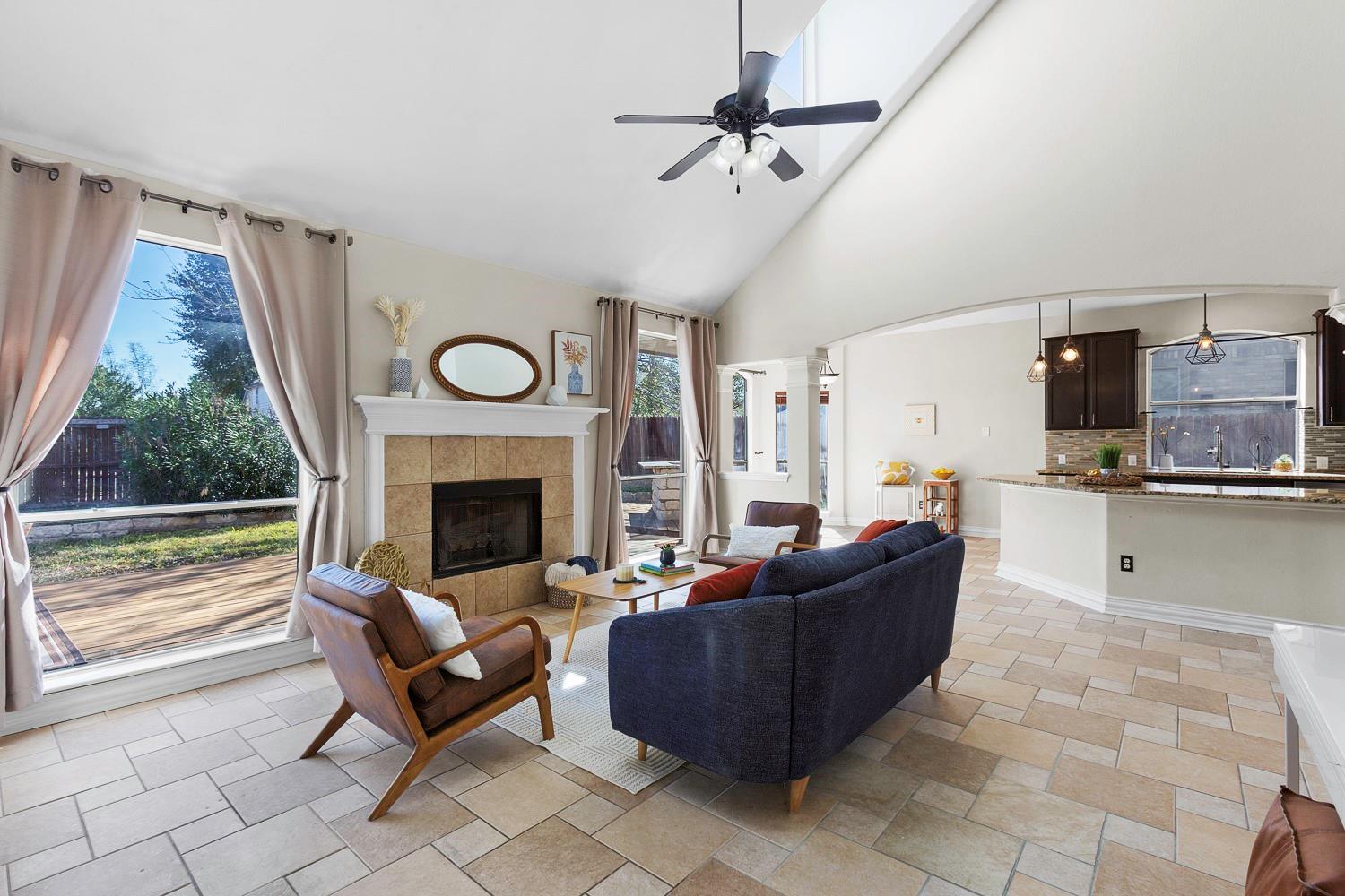 7024 Thistle Hill WAY