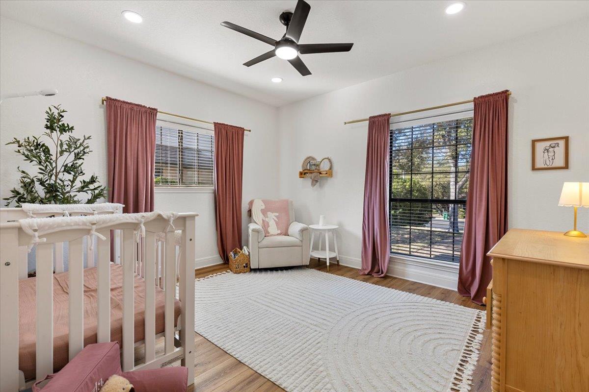 10301 Pickfair DR, Austin