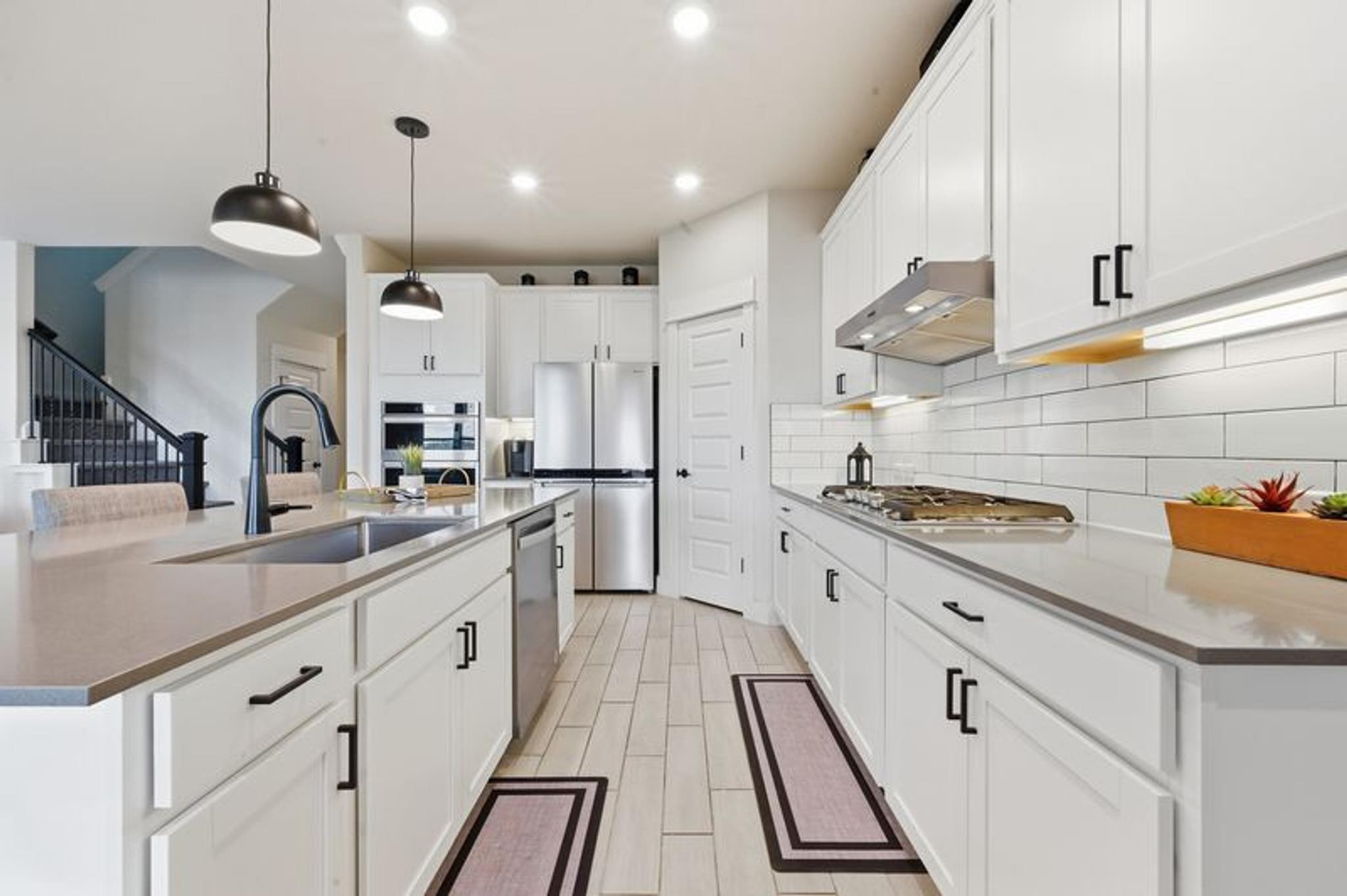 425 Purple Heart DR