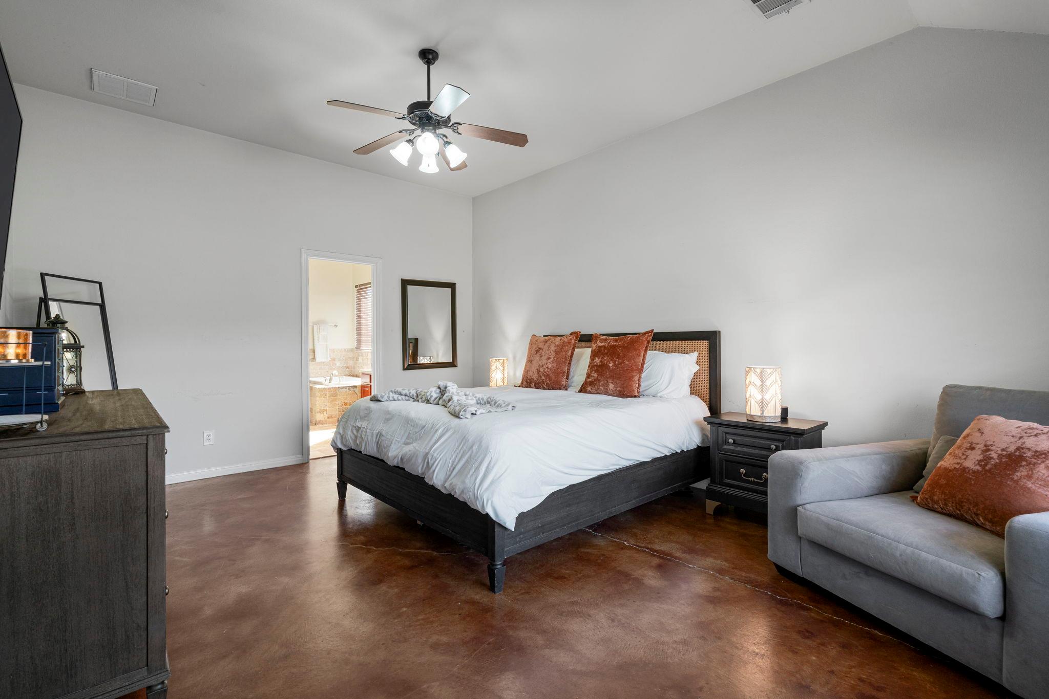 463 Beauchamp RD