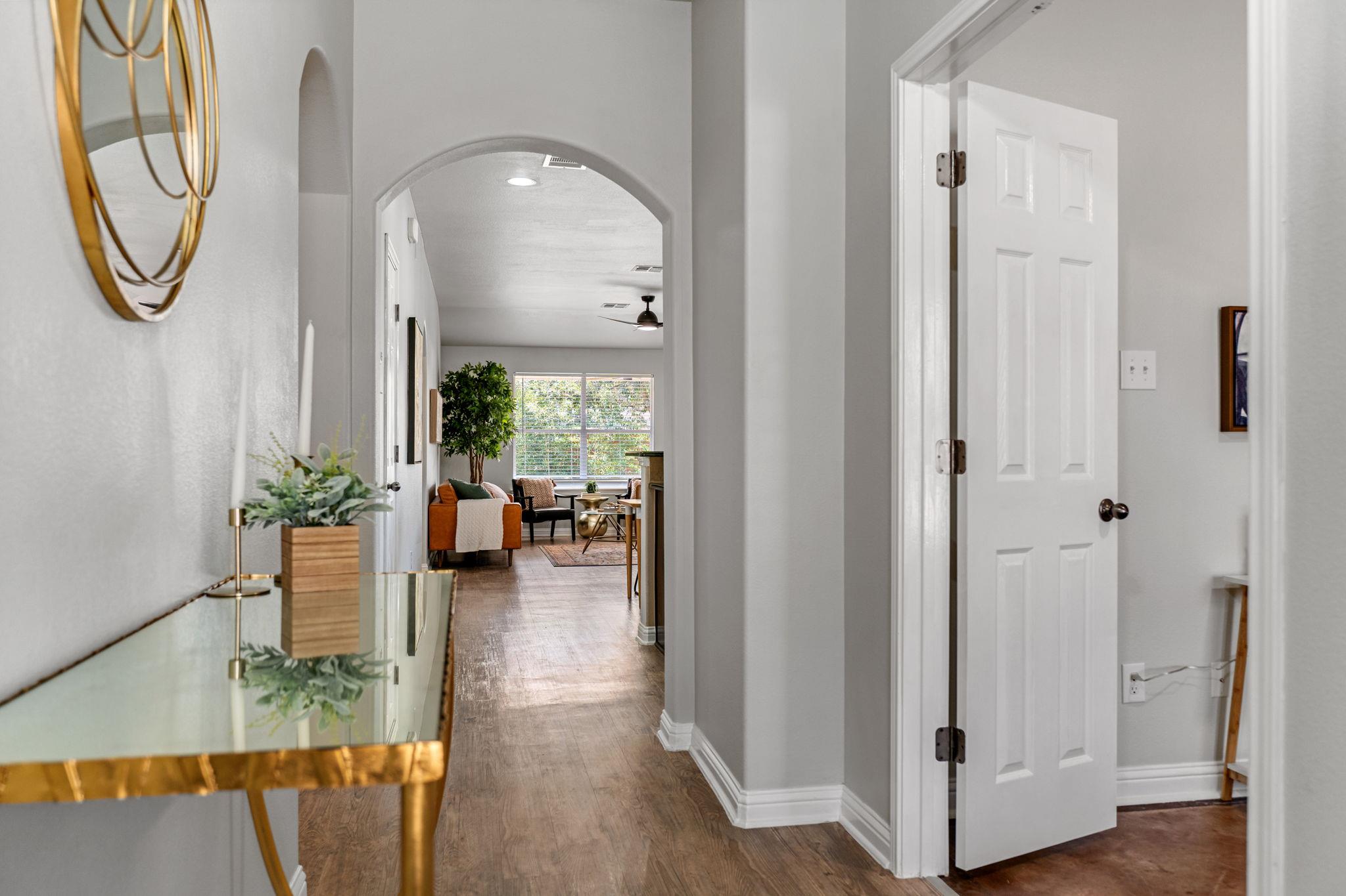 347 Serene Hollow LN