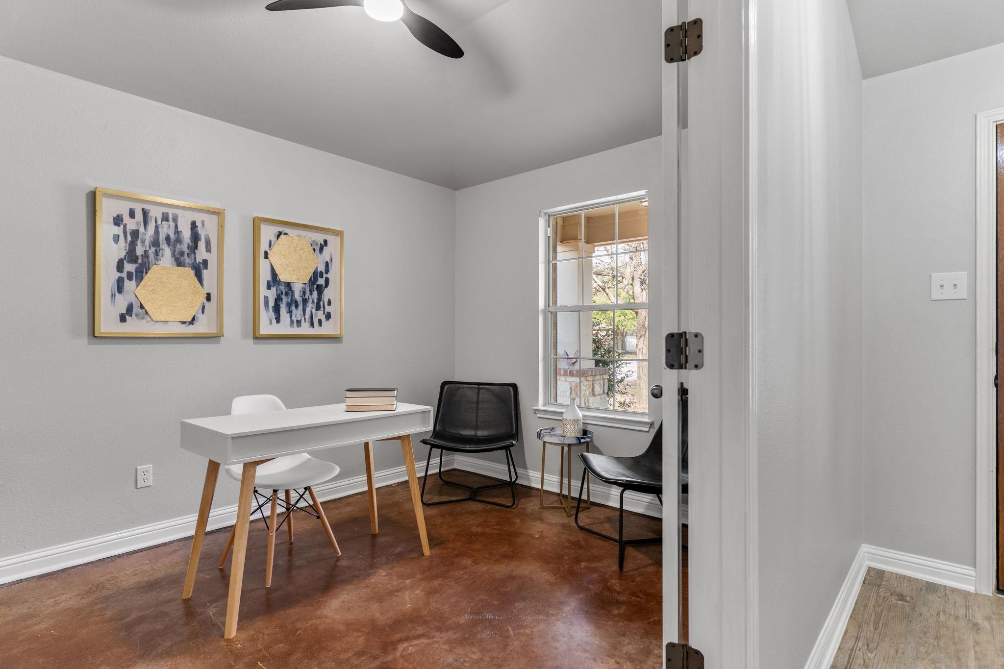 347 Serene Hollow LN