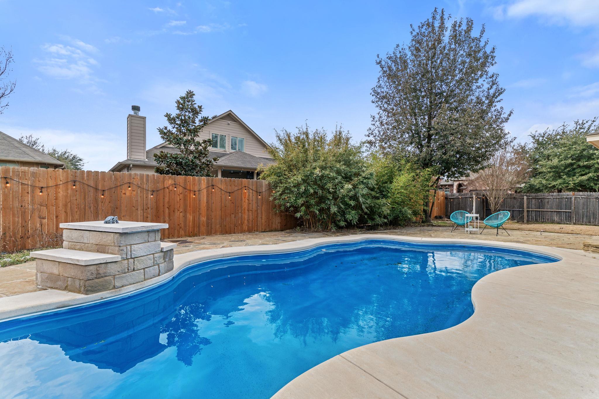 347 Serene Hollow LN